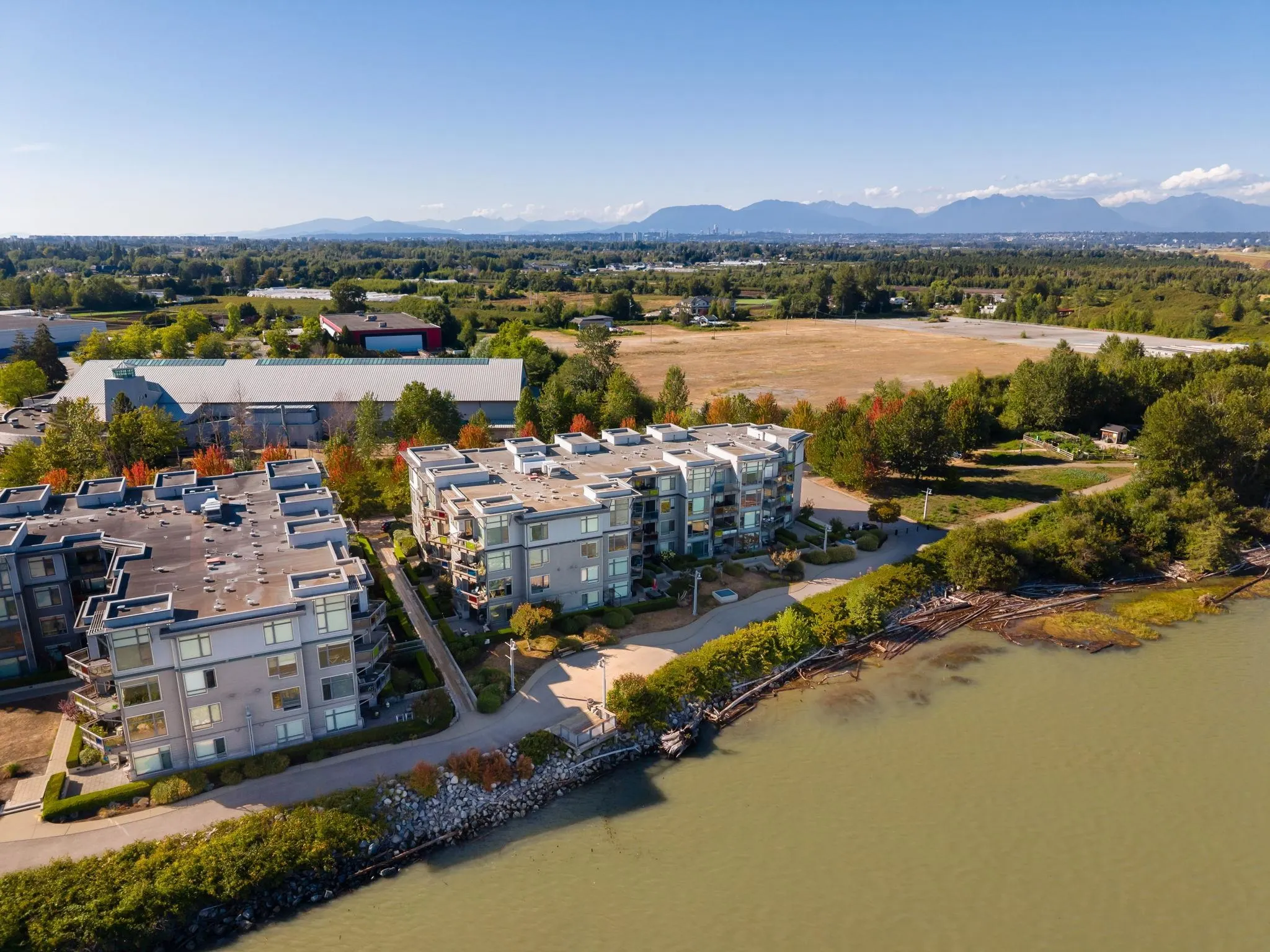 14300 Riverport Way #201