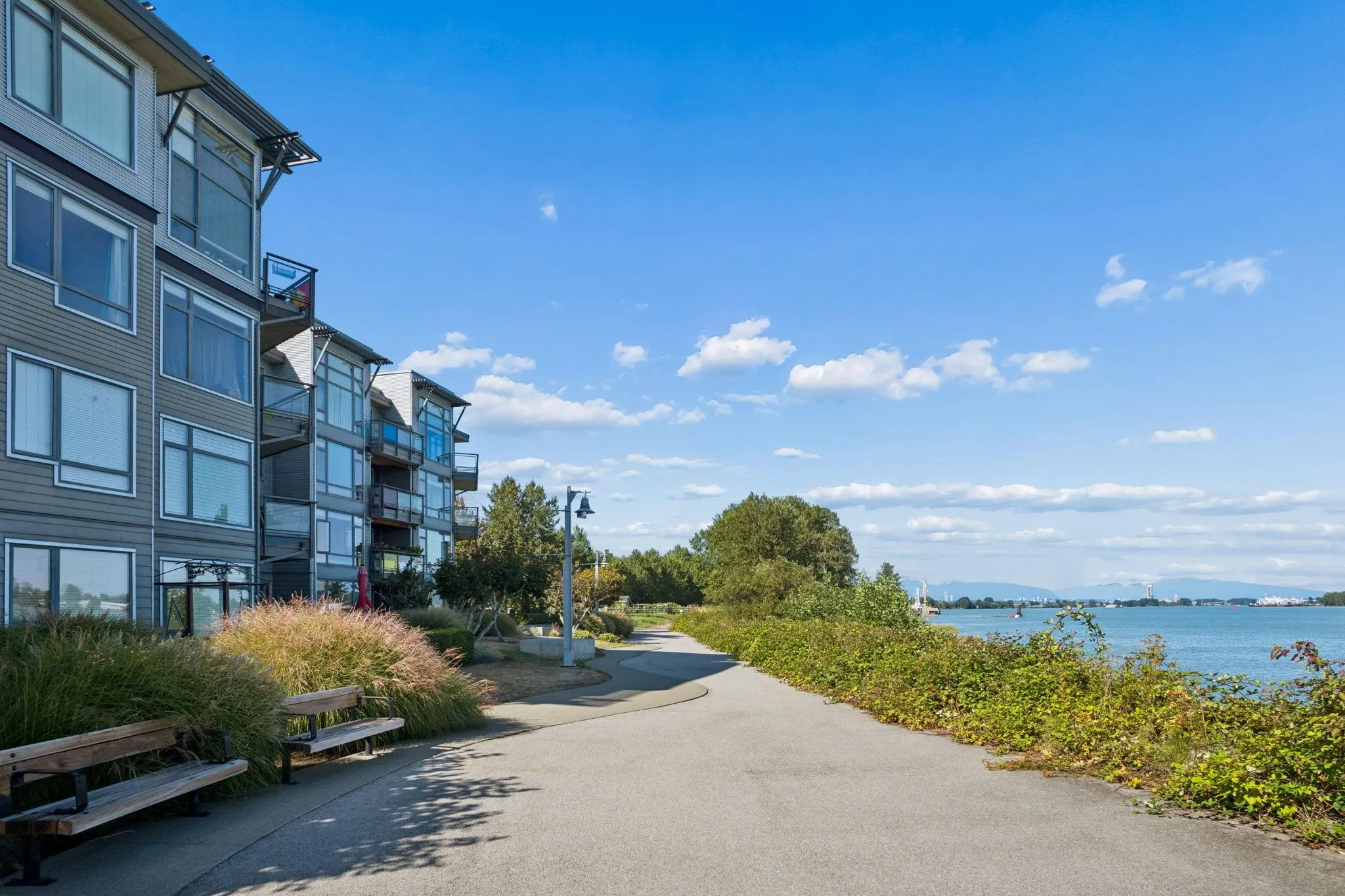 14300 Riverport Way #201