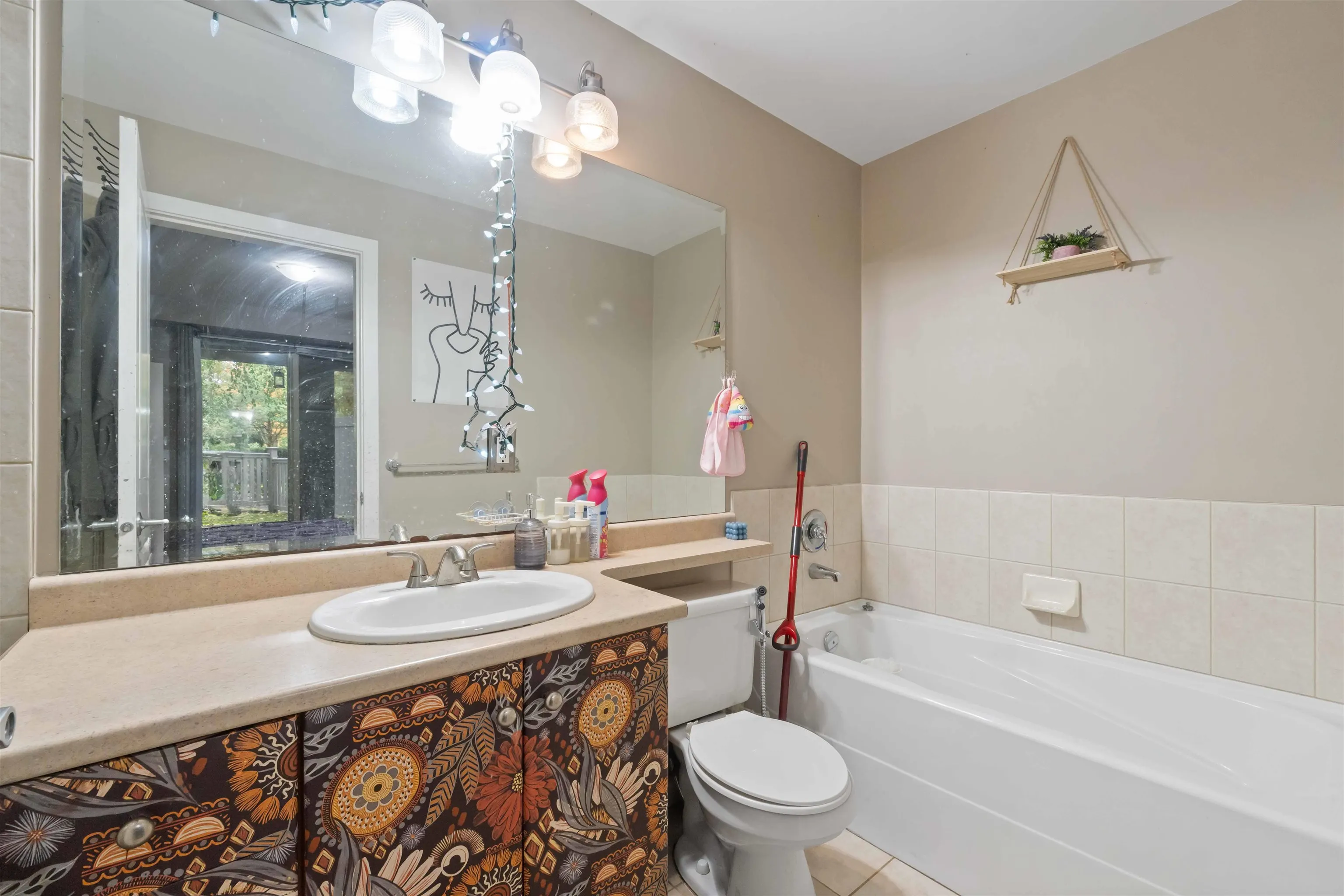 10180 153 Street #101