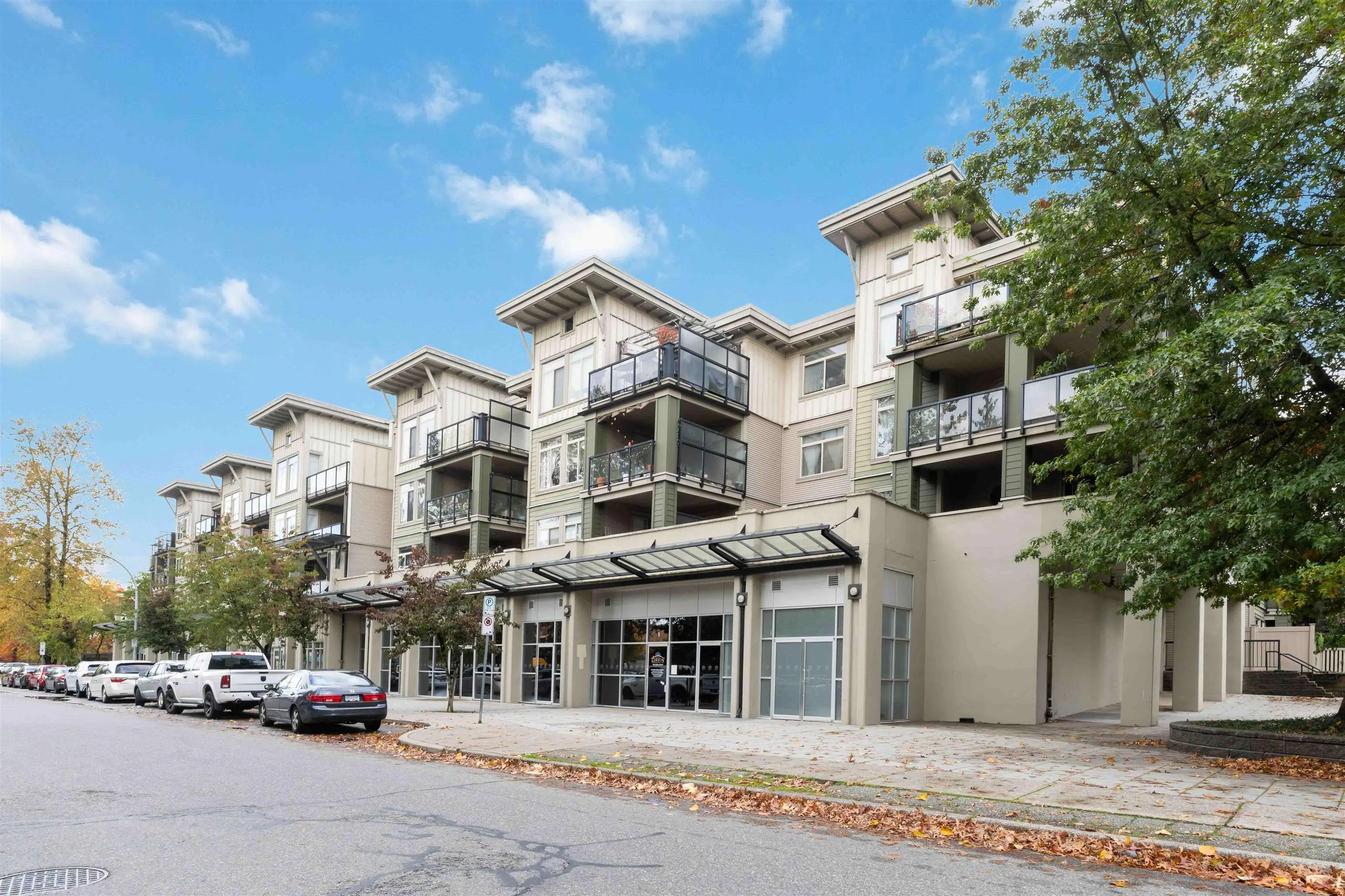 10180 153 Street #101