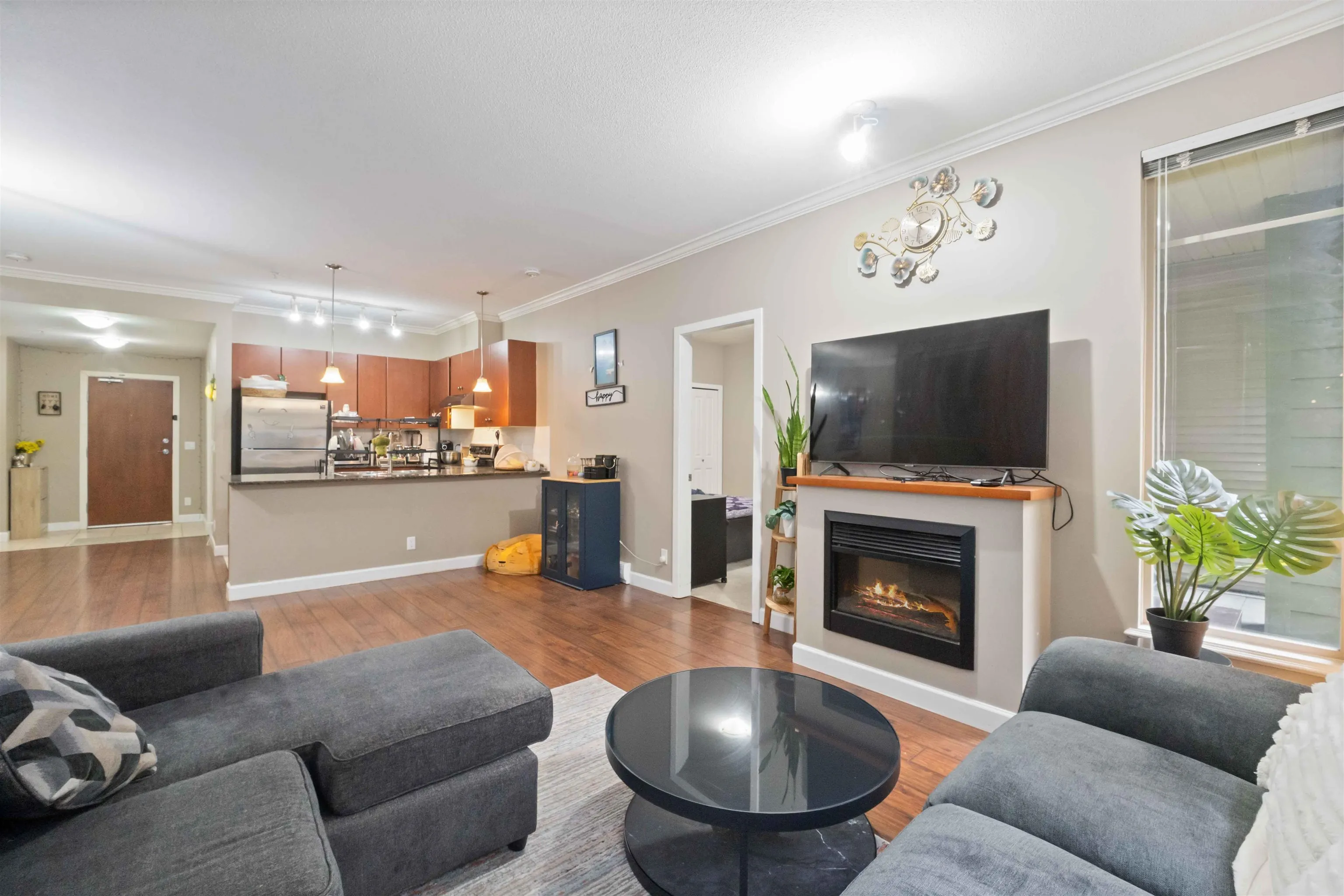 10180 153 Street #101