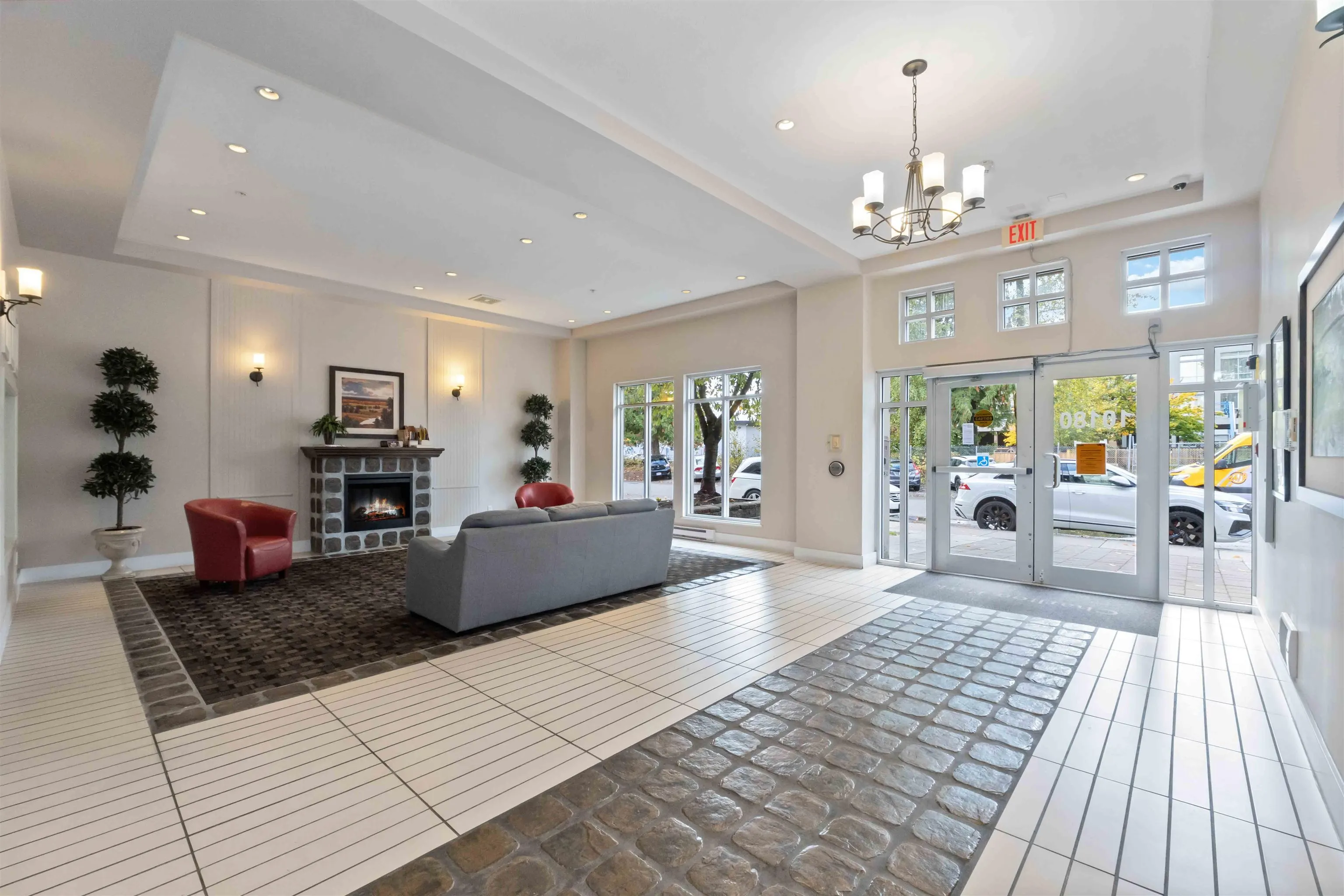 10180 153 Street #101