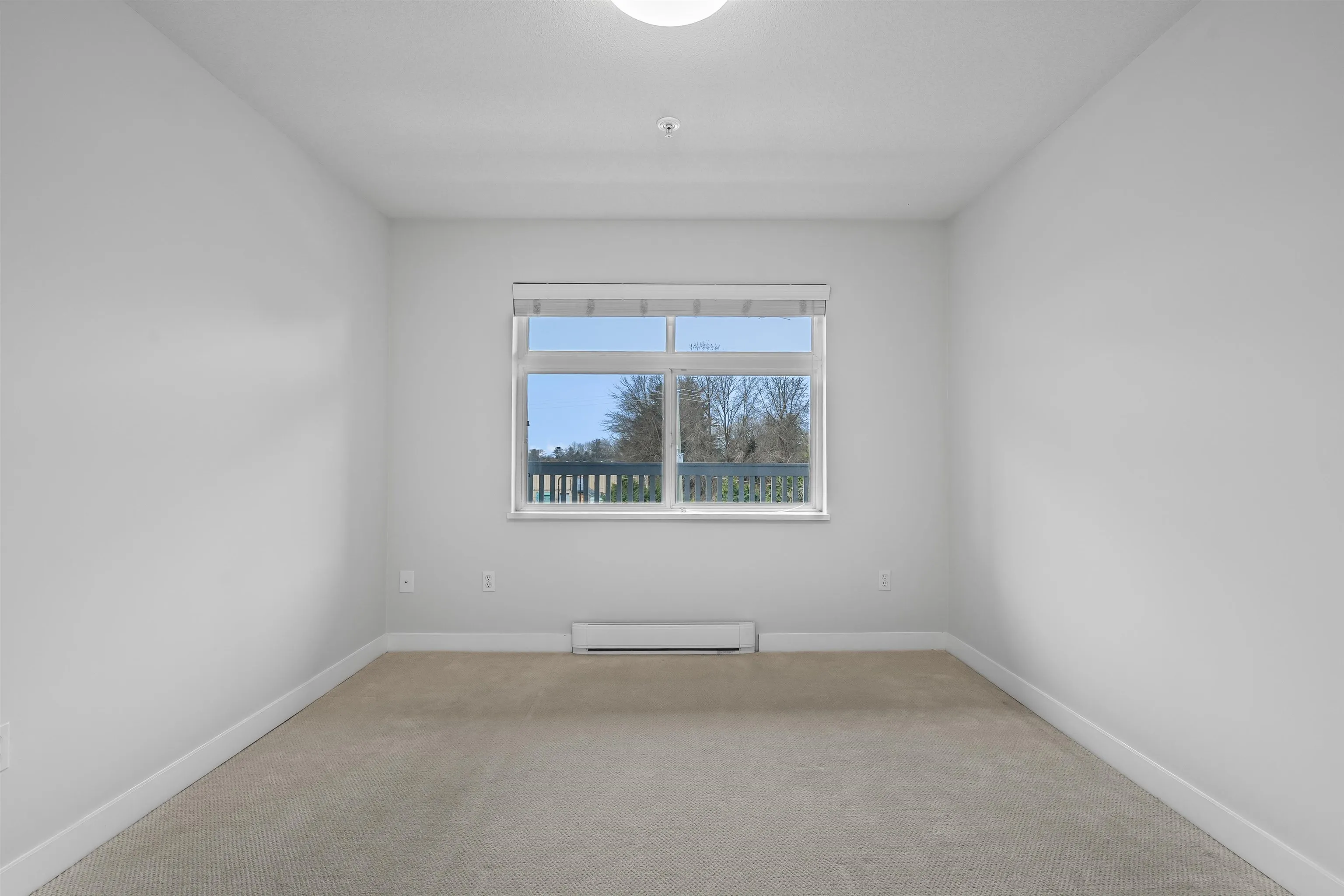 5500 Lynas Lane #304