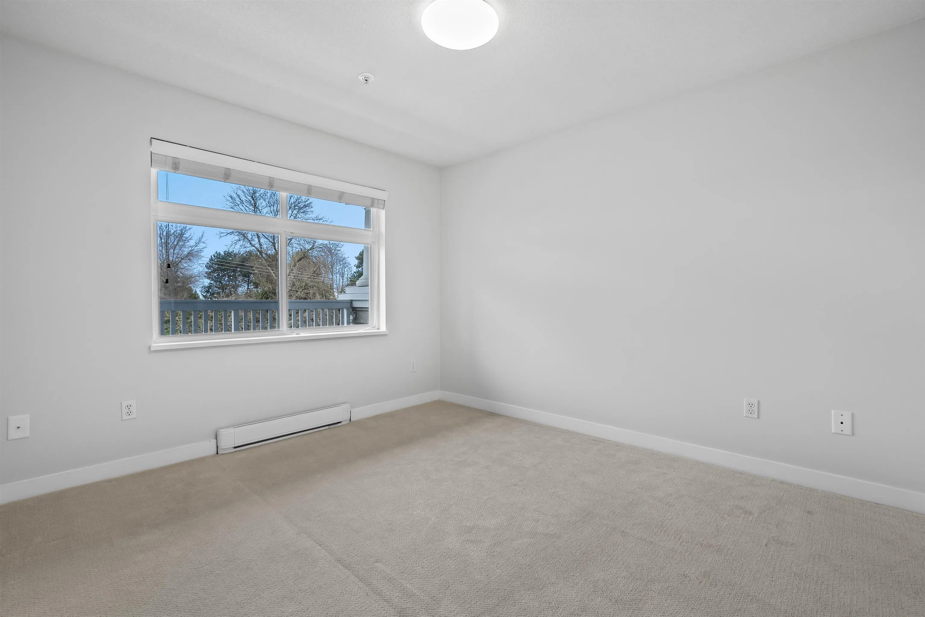 5500 Lynas Lane #304