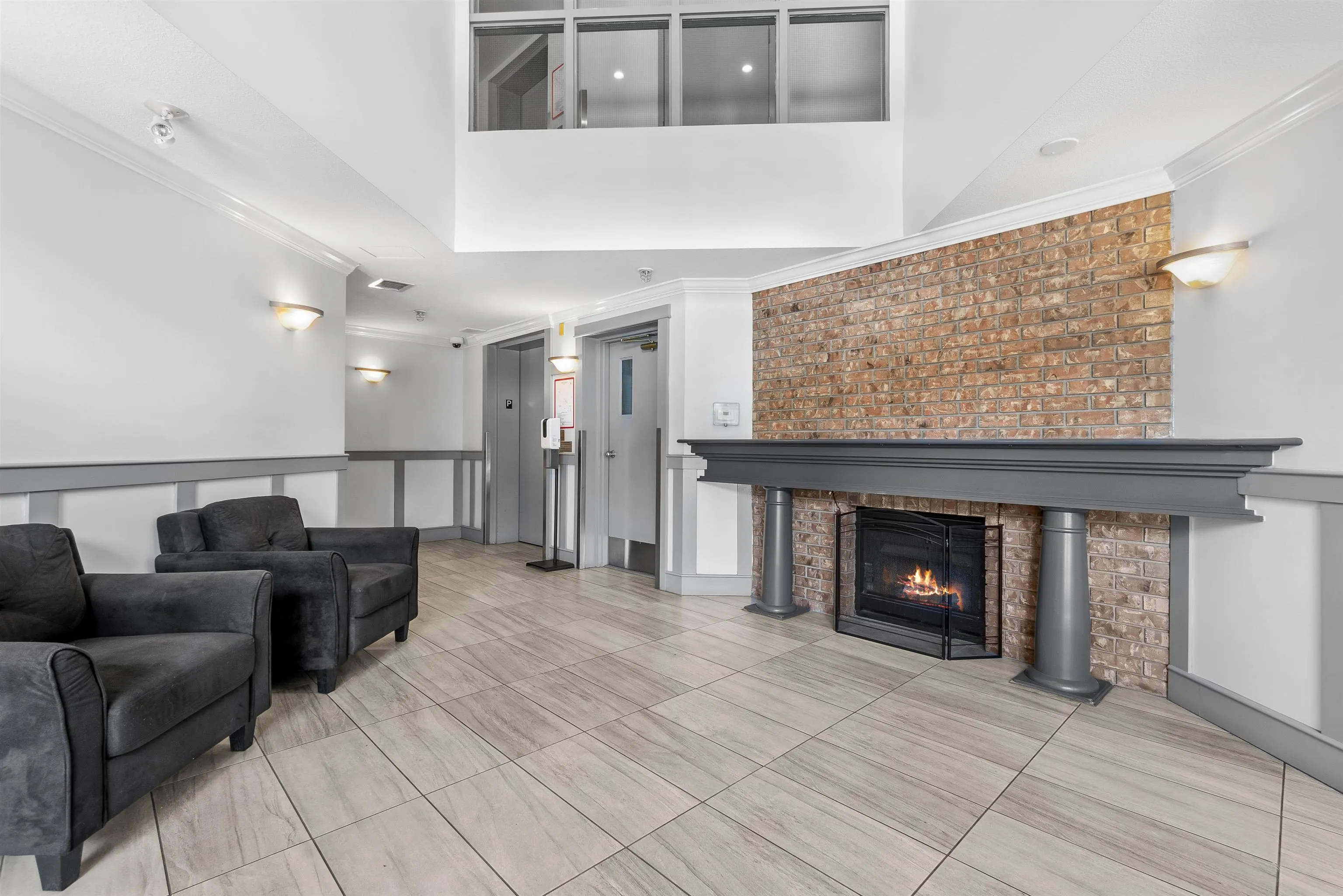 5500 Lynas Lane #304