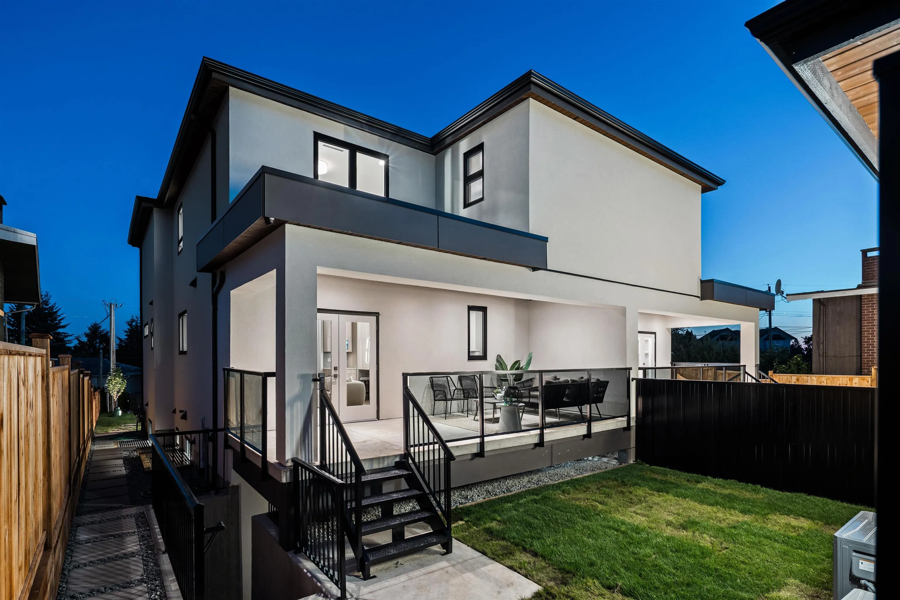 7061 Paulus Crescent #1