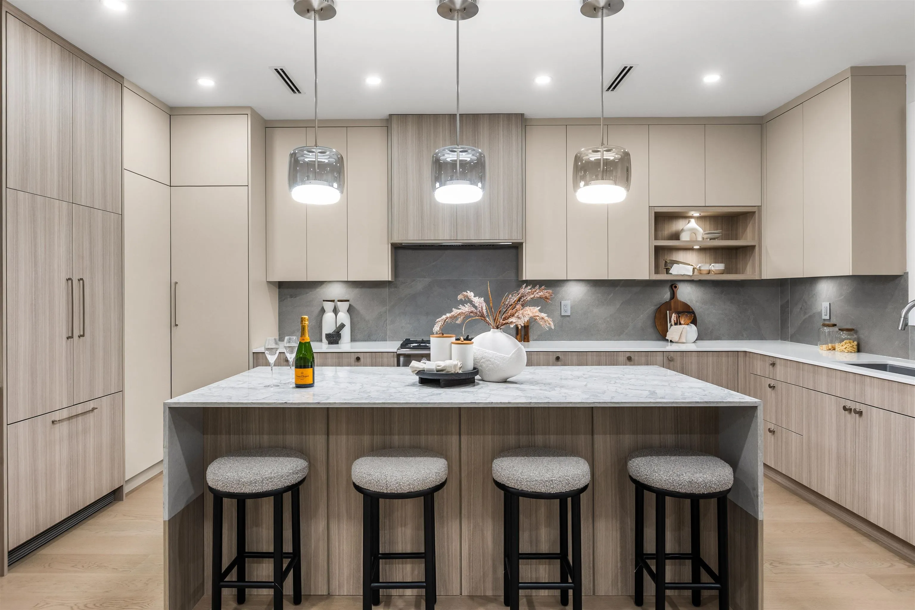 7061 Paulus Crescent #1