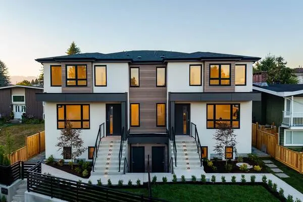 7061 Paulus Crescent #2
