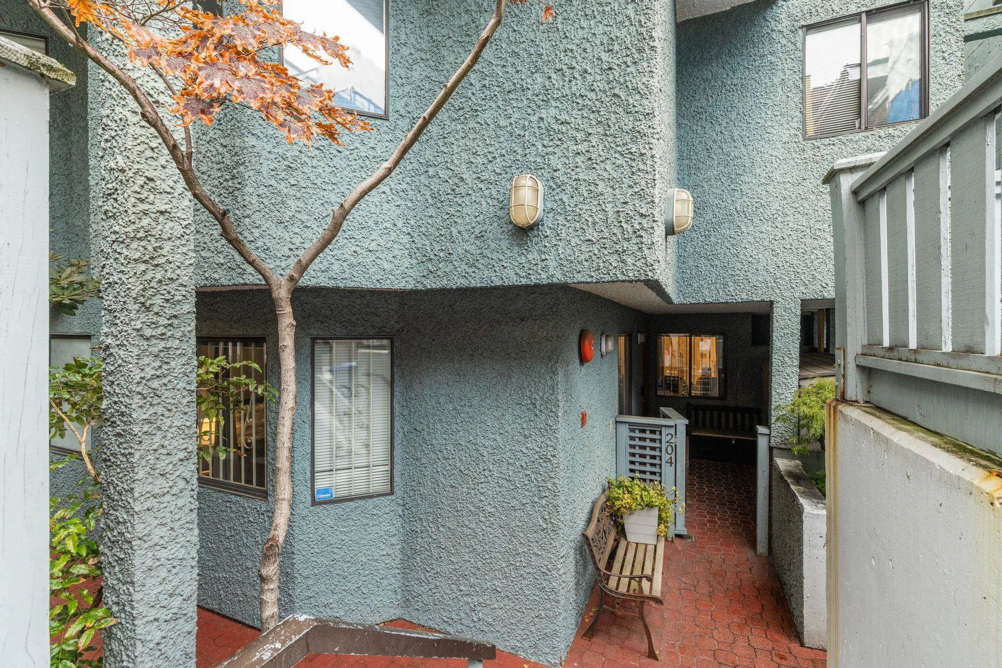 1220 W 6th Avenue #204