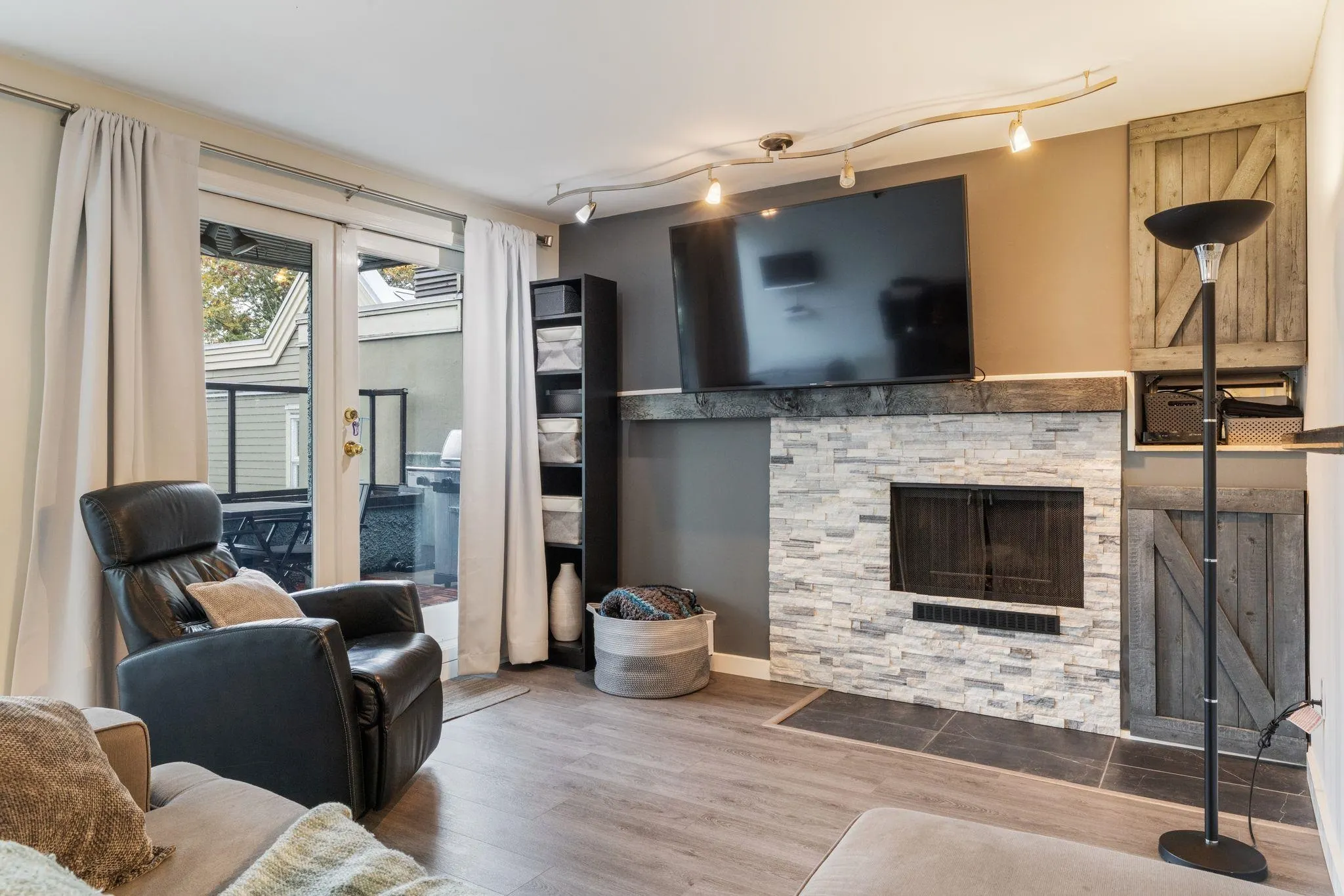 1220 W 6th Avenue #204