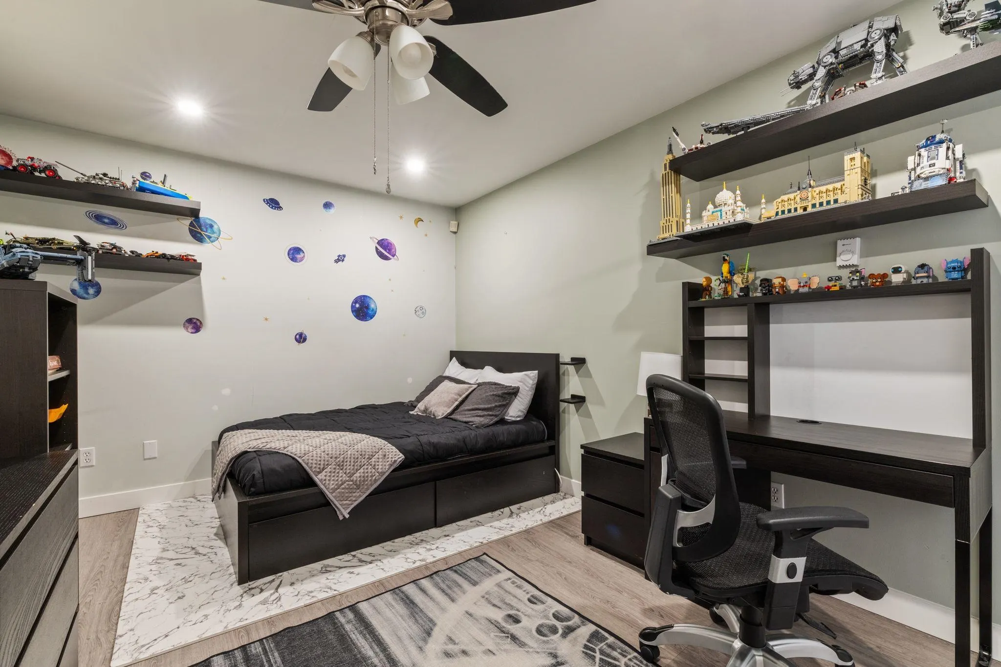 1220 W 6th Avenue #204