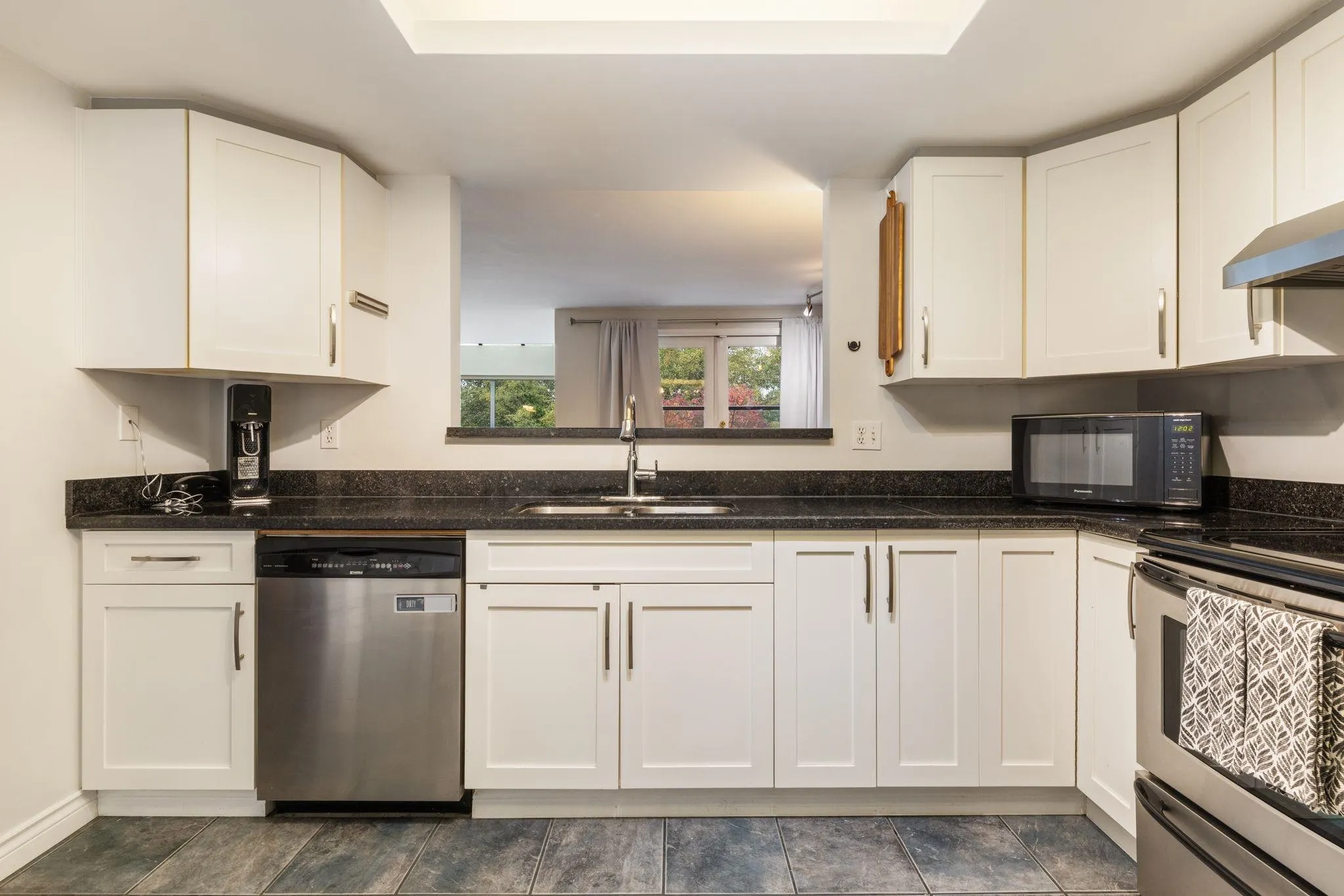 1220 W 6th Avenue #204