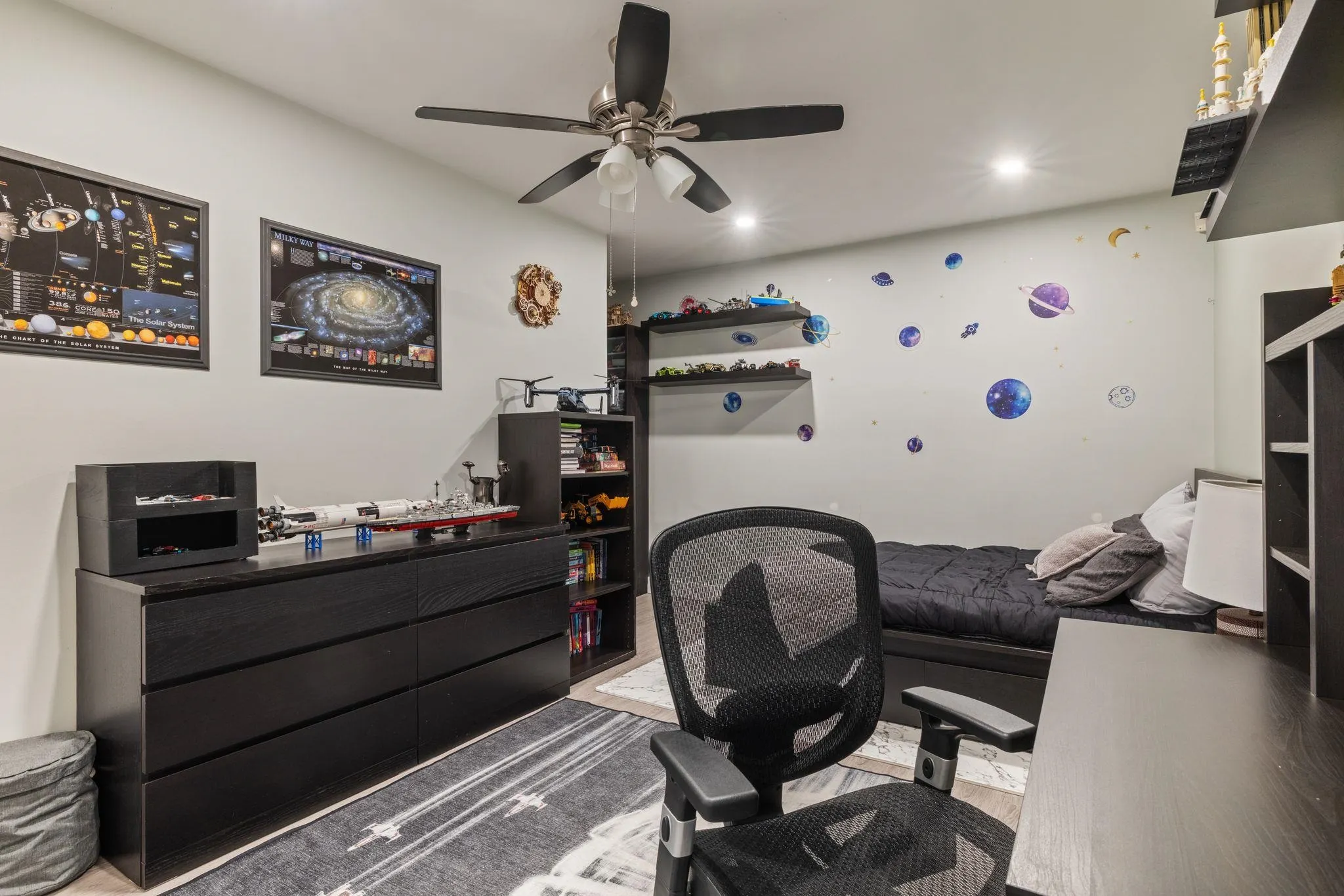 1220 W 6th Avenue #204