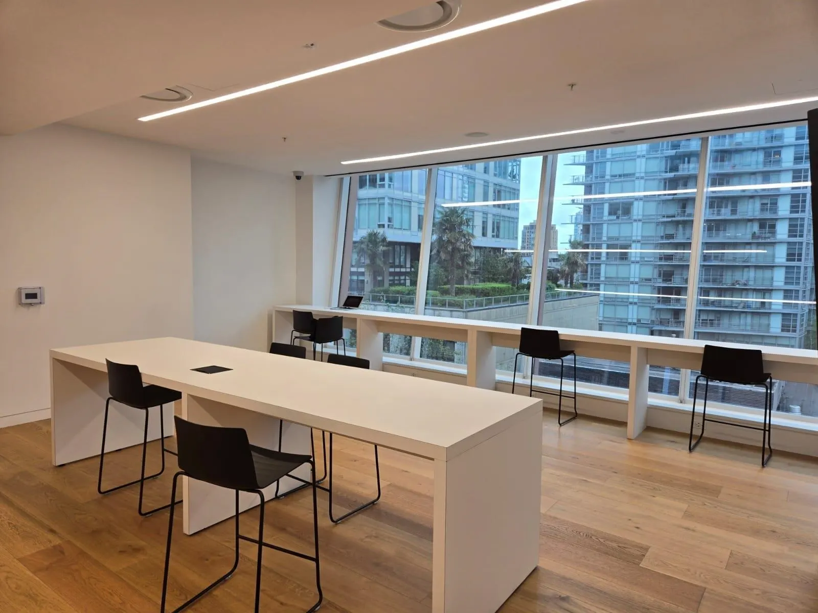 1289 Hornby Street #1611