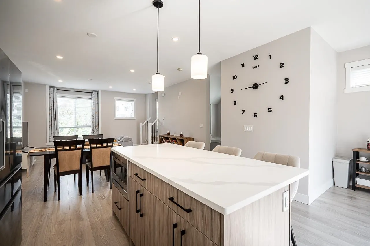 20155 84 Avenue #16