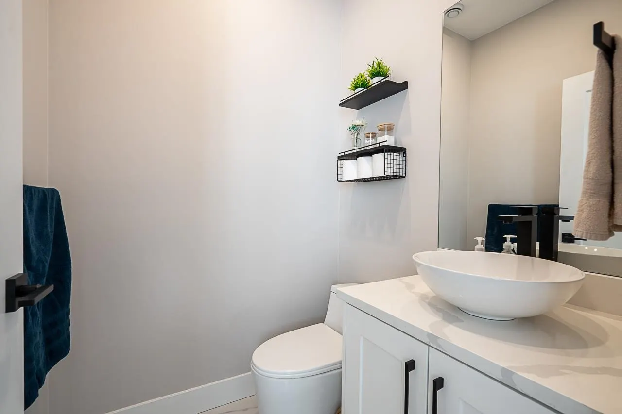20155 84 Avenue #16