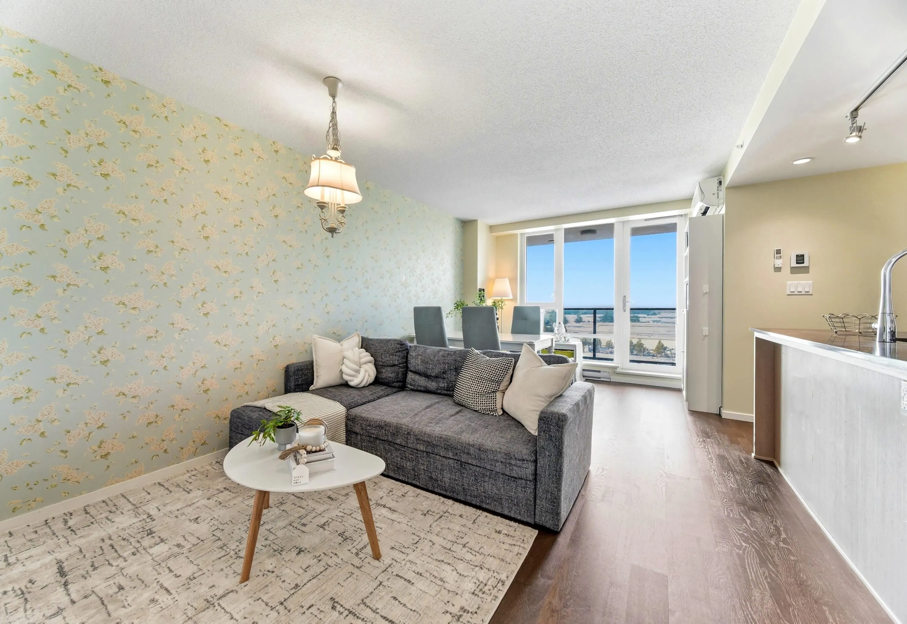 7888 Ackroyd Road #1209