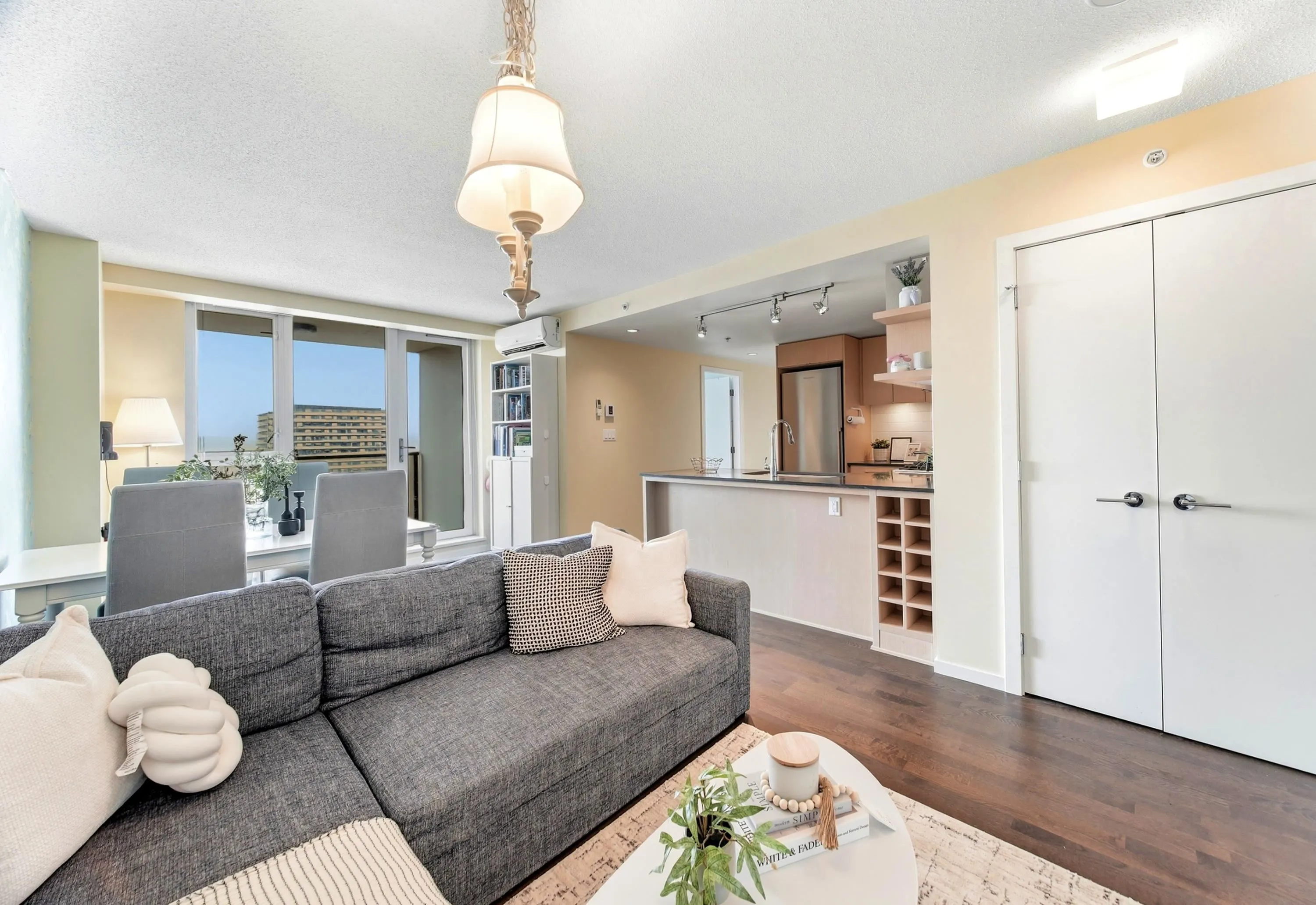 7888 Ackroyd Road #1209