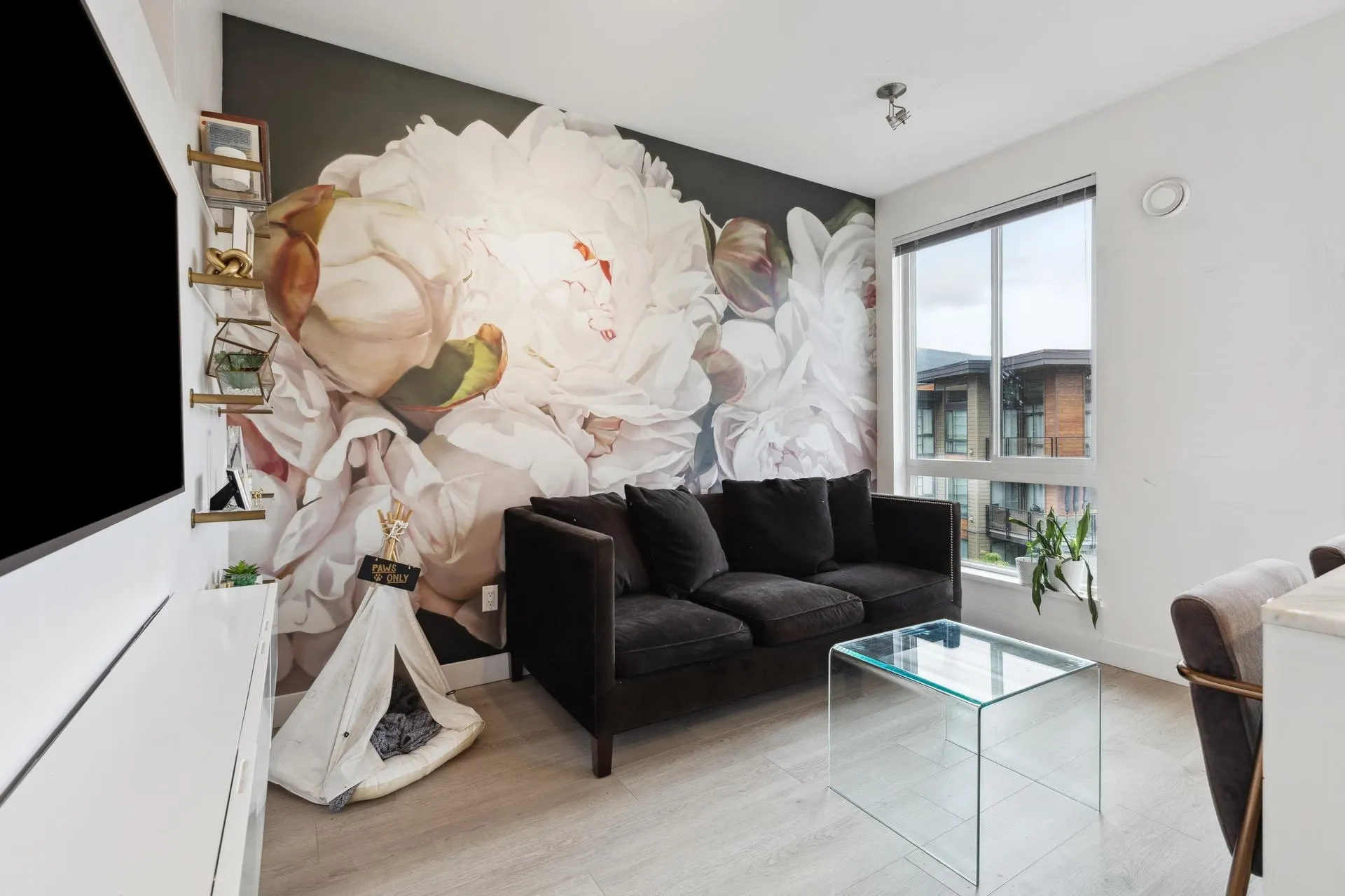733 W 3rd Street #513