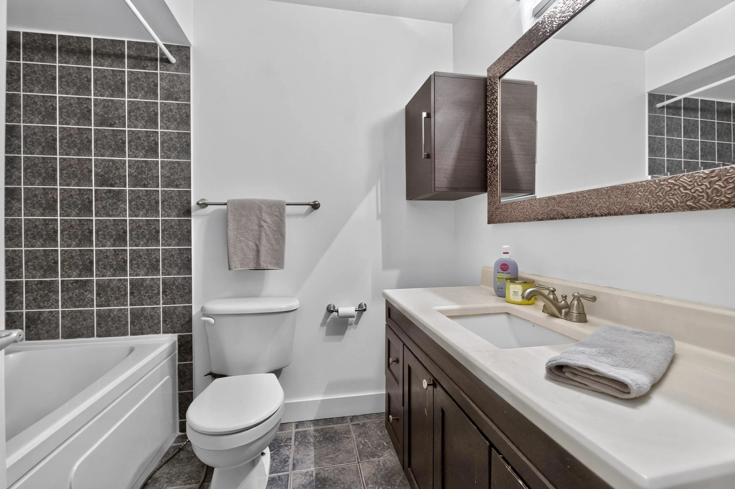 4801 Turnbuckle Wynd
