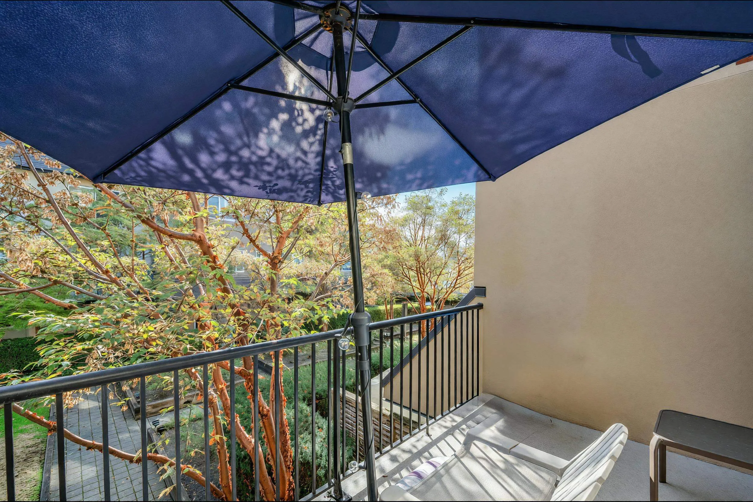 1561 Booth Avenue #12