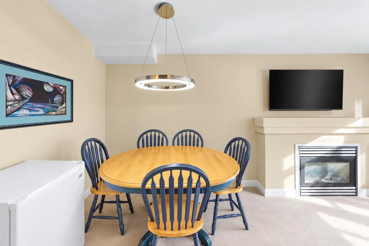 1561 Booth Avenue #12