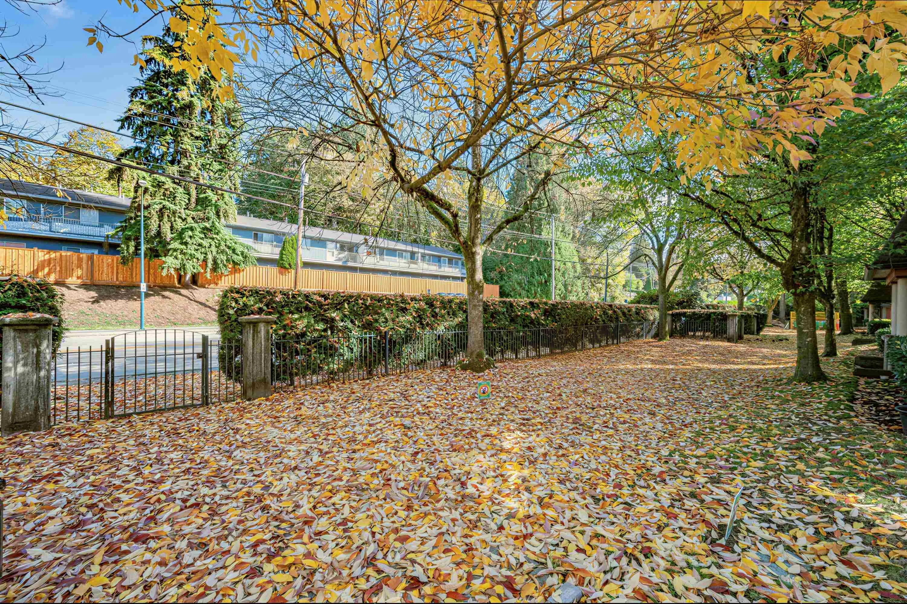 1561 Booth Avenue #12