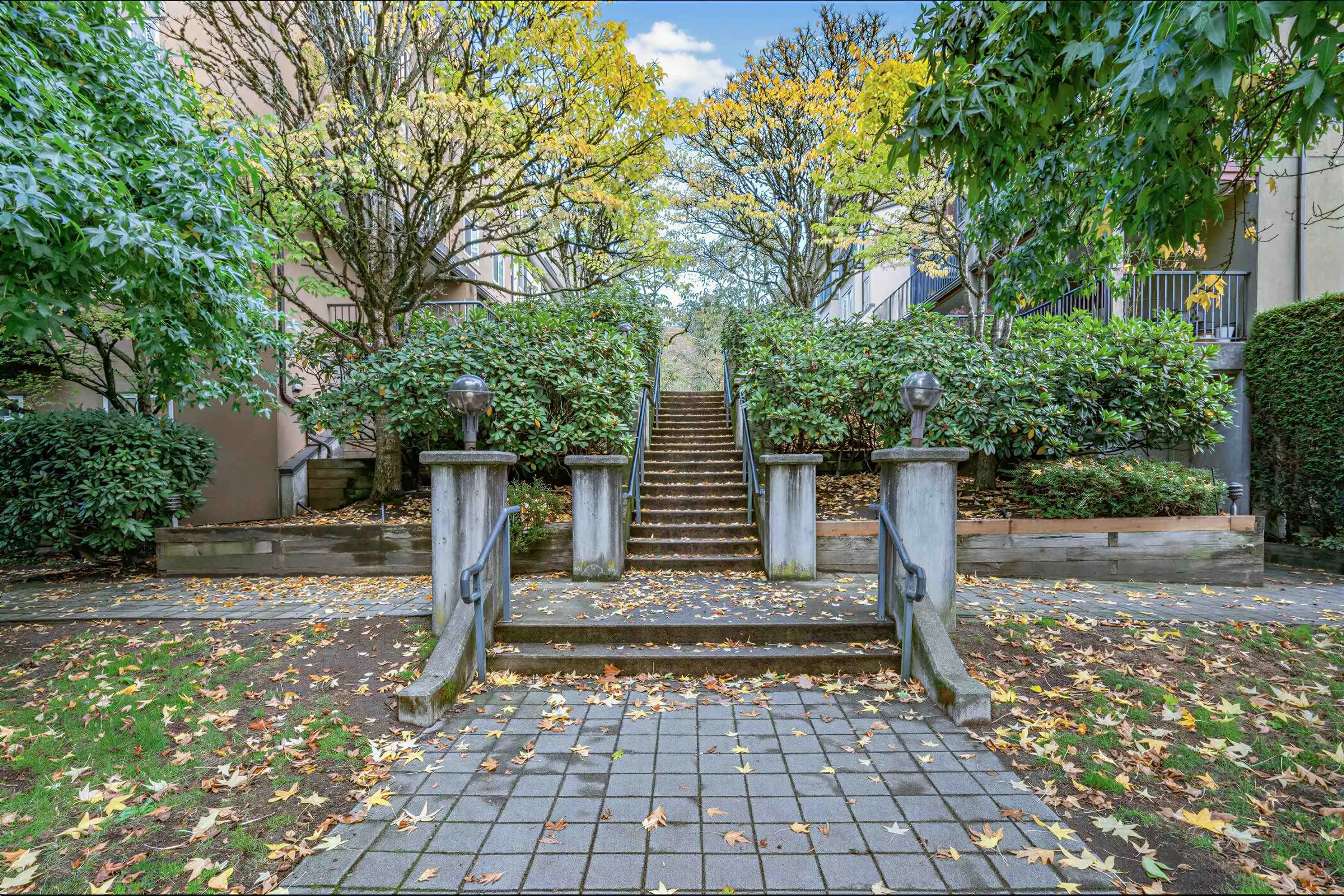 1561 Booth Avenue #12