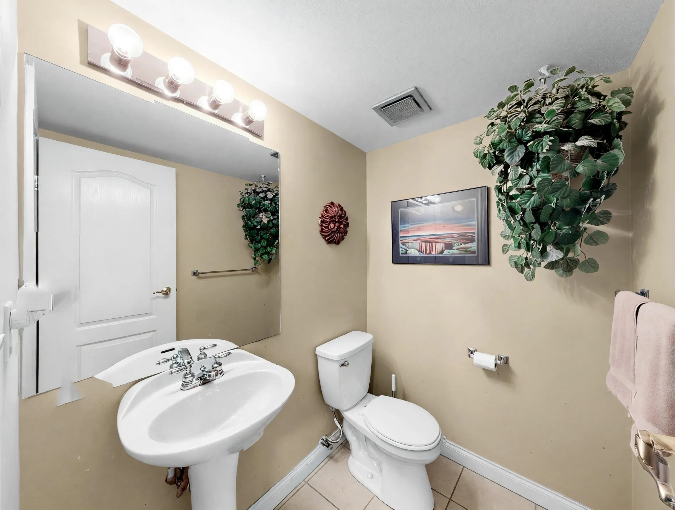 1561 Booth Avenue #12