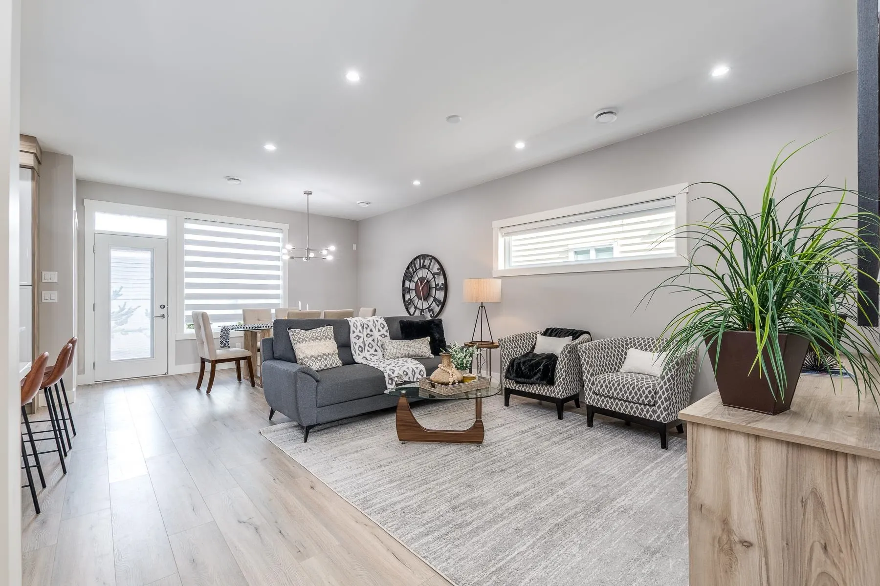 3427 Victoria Drive