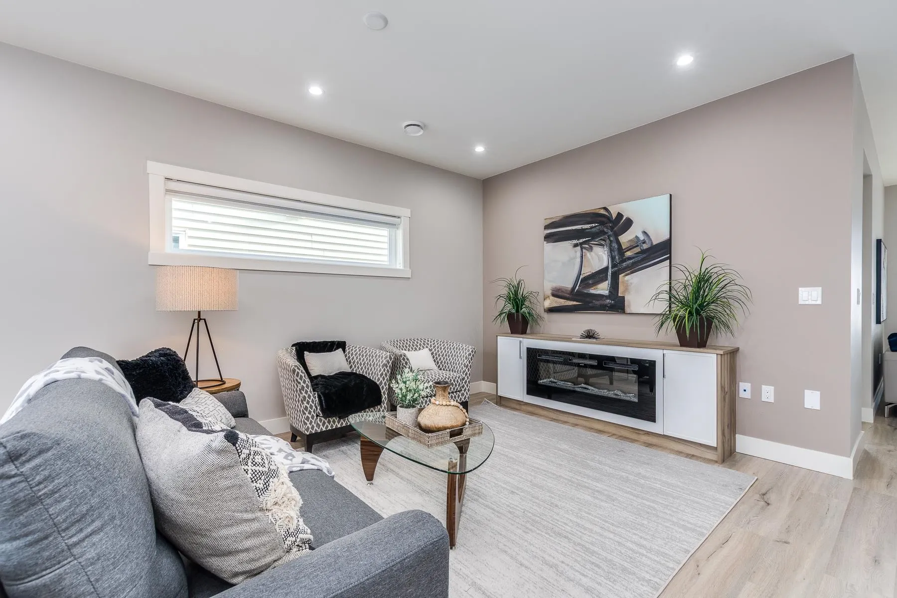 3427 Victoria Drive