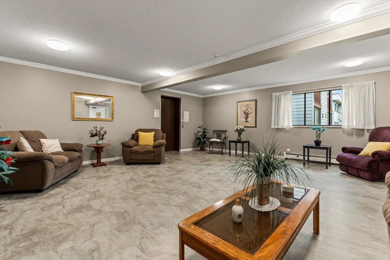 2277 Mccallum Road #220