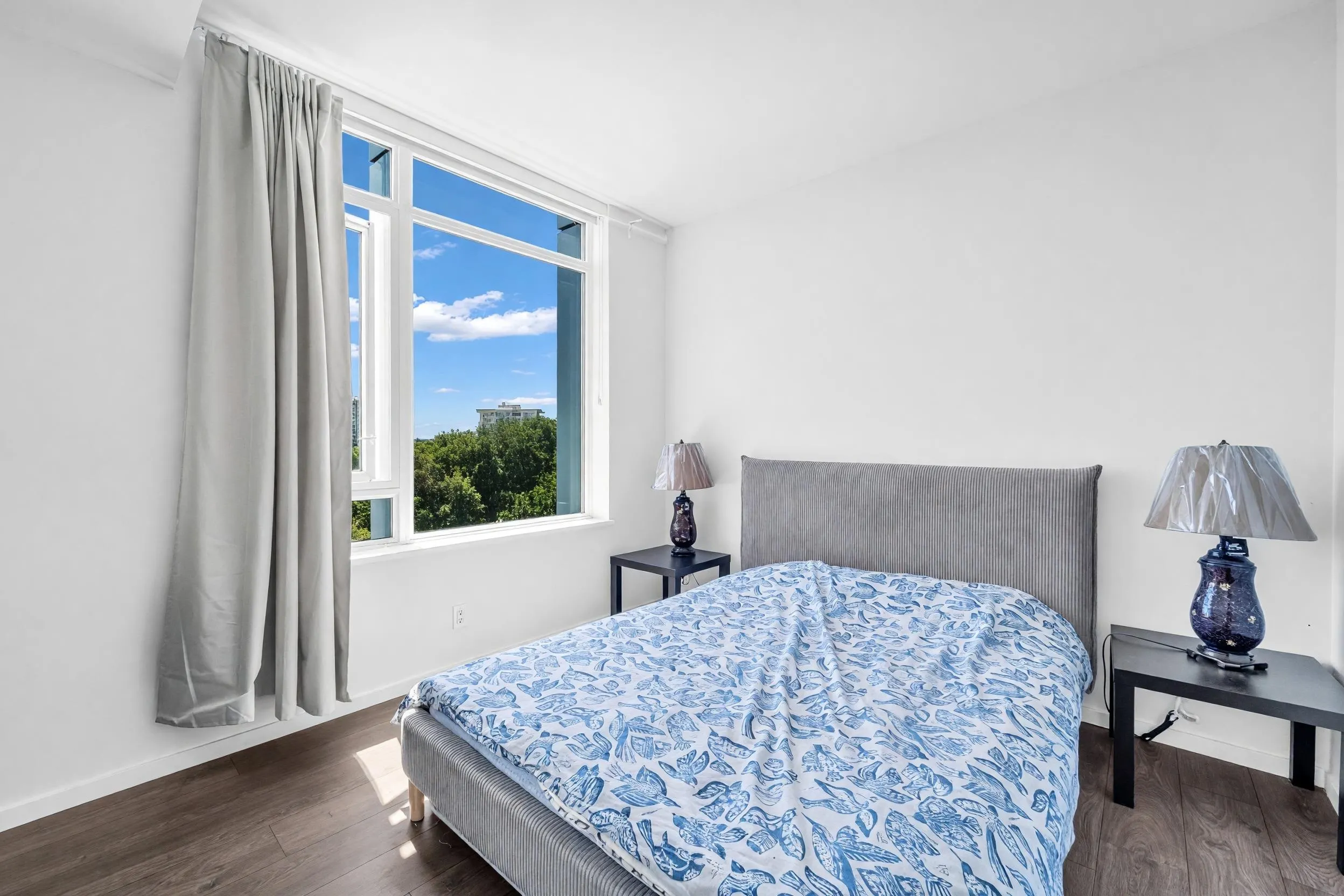 6808 Minoru Boulevard #902