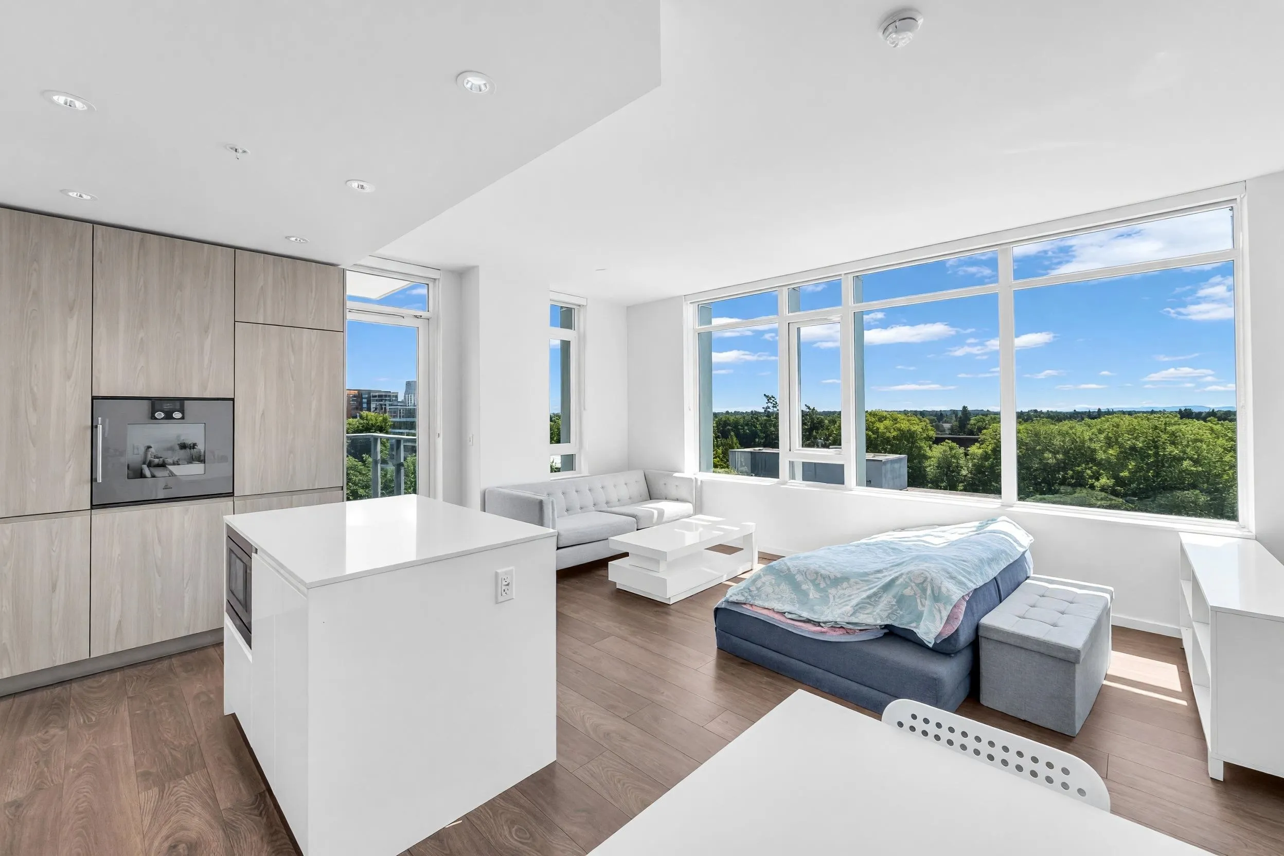 6808 Minoru Boulevard #902