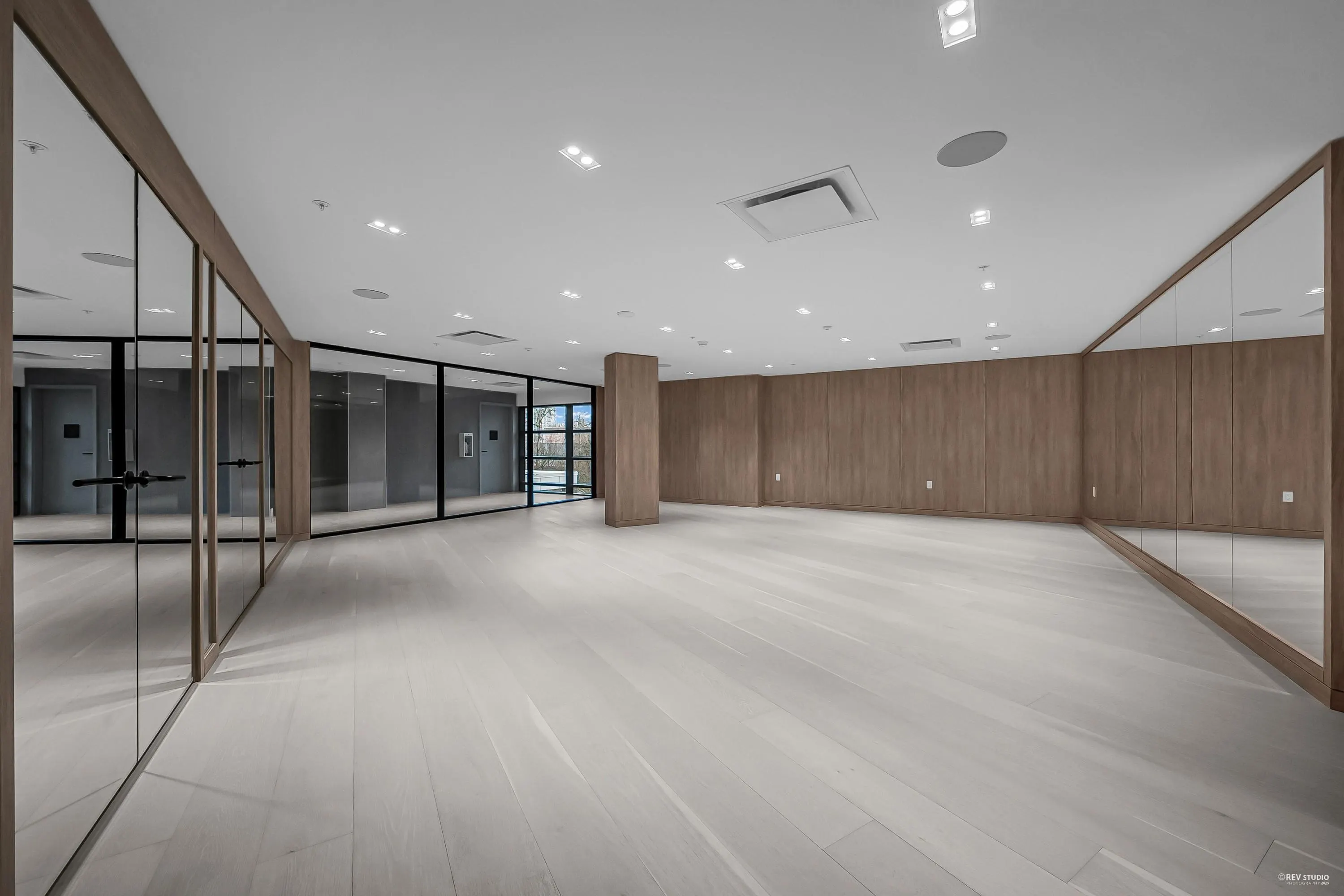 6808 Minoru Boulevard #902
