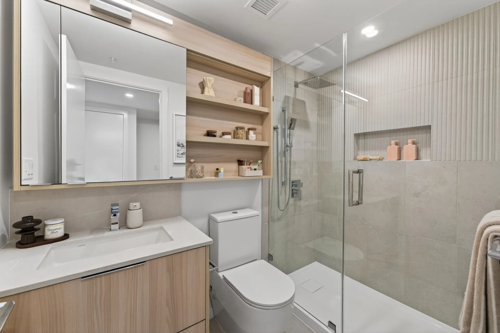 311 Alderson Avenue #1509