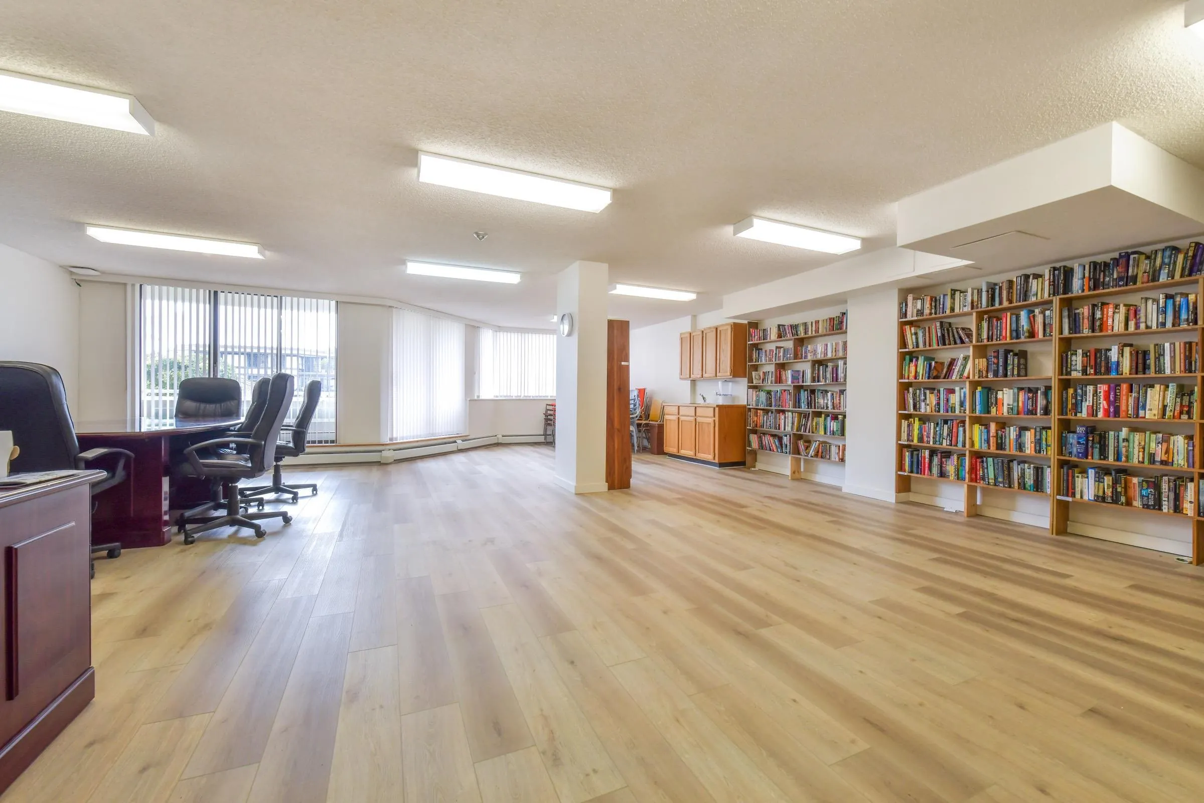 1442 Foster Street #113