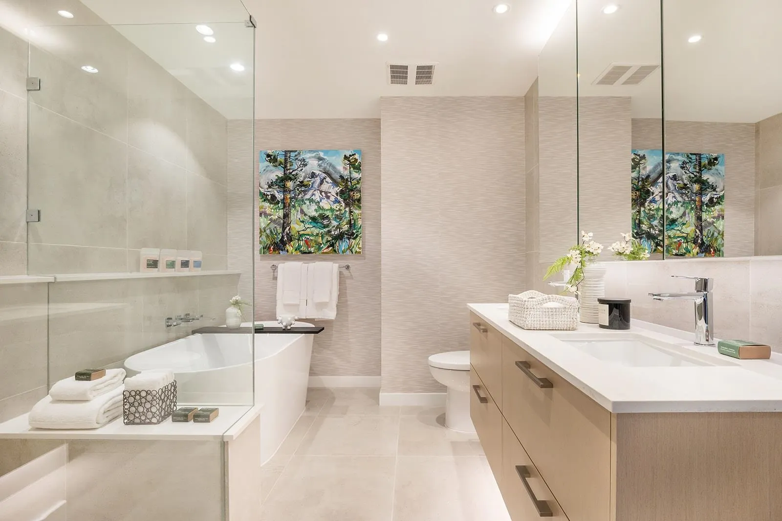 128 W 15th Street #906