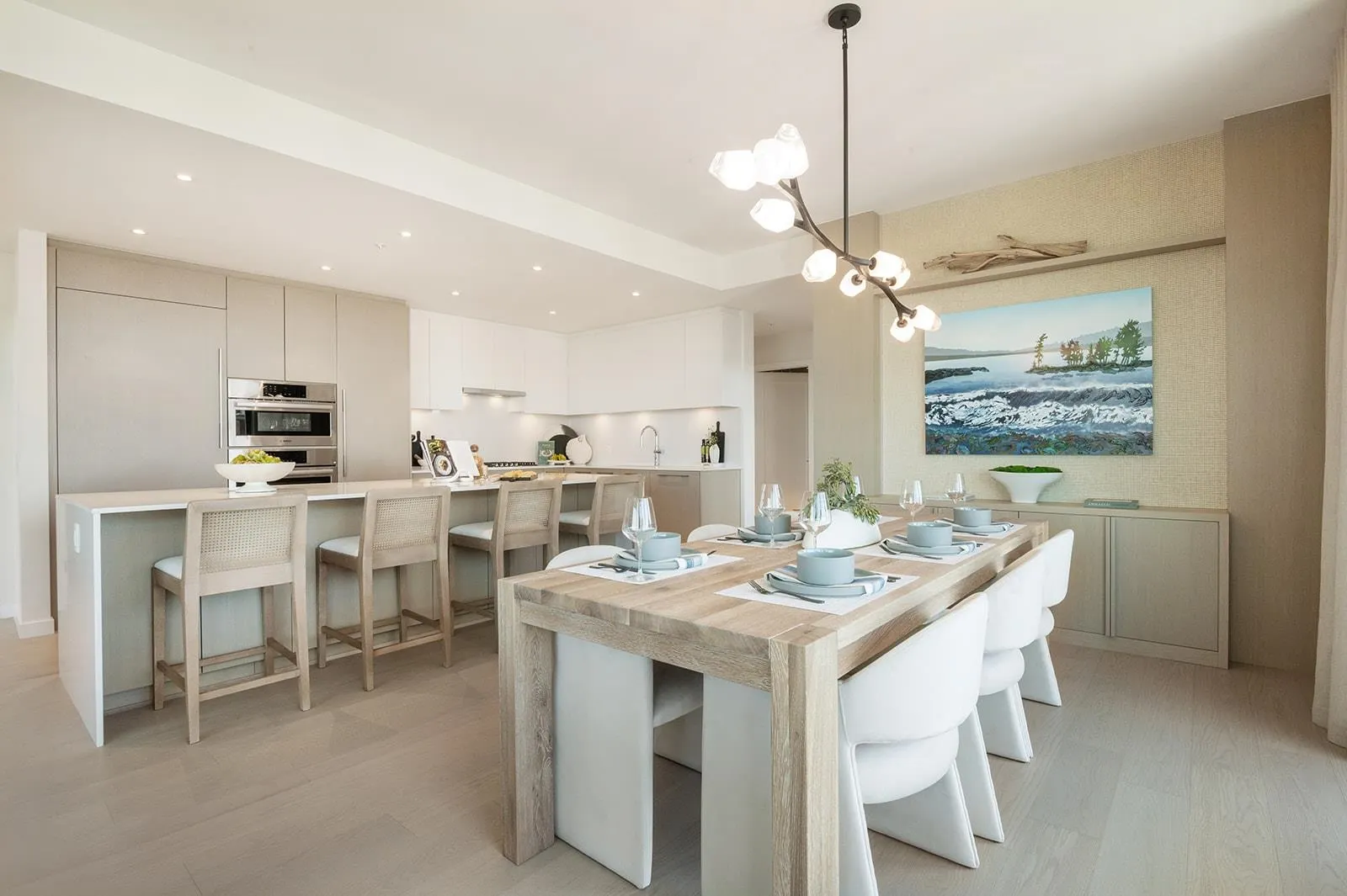 128 W 15th Street #906
