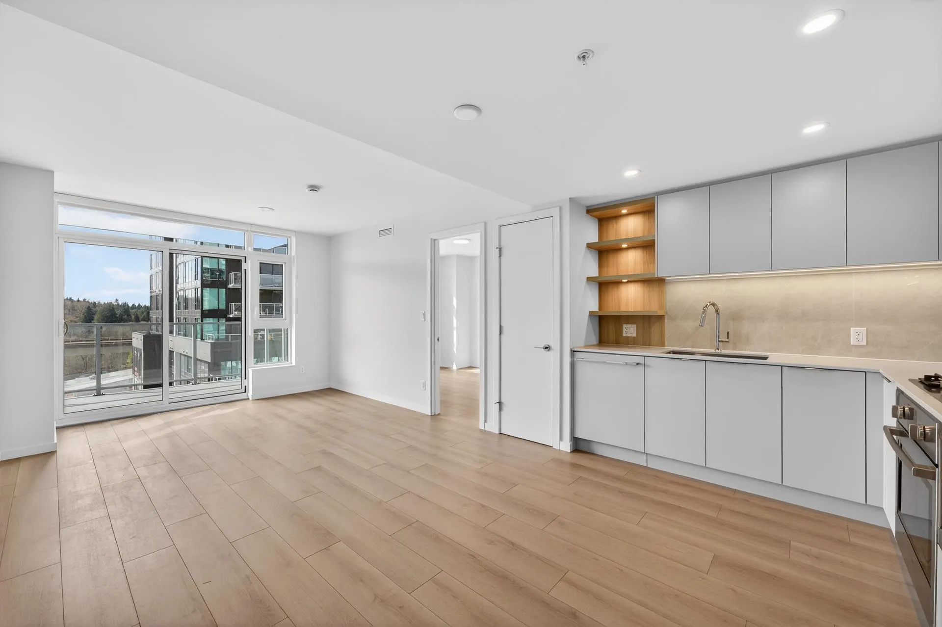 311 Alderson Avenue #506