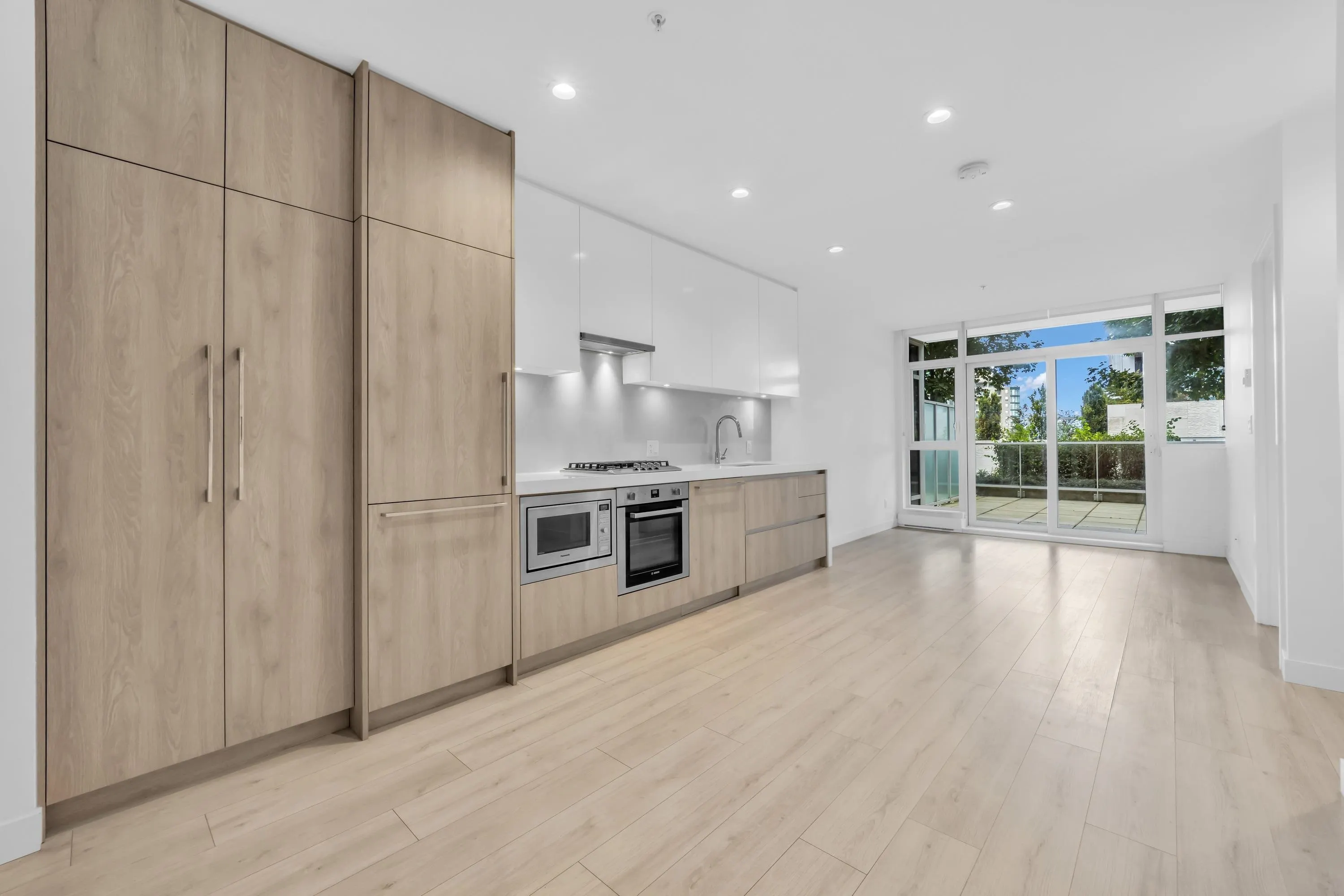 6080 Mckay Avenue #404