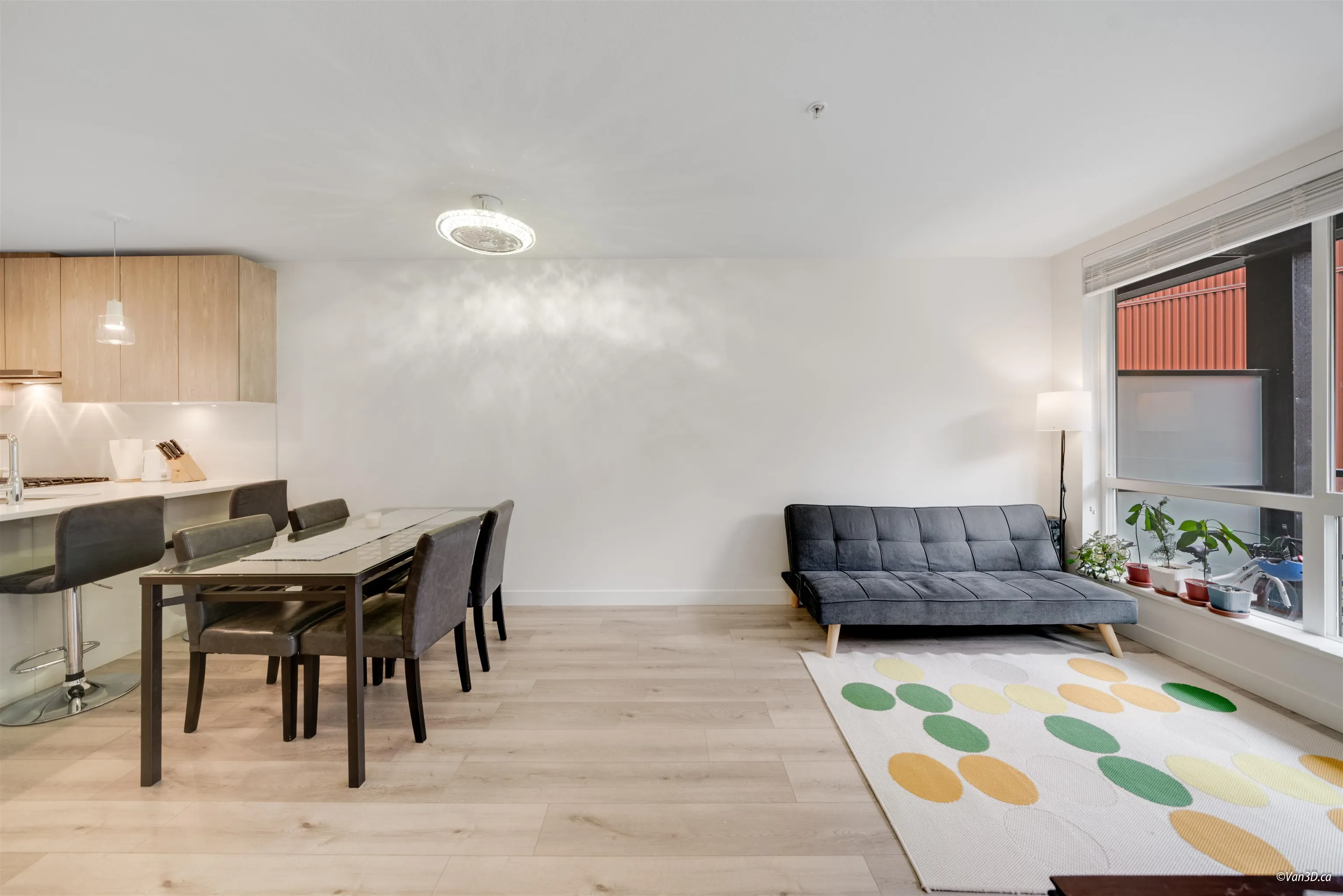 128 E 8th Street #207