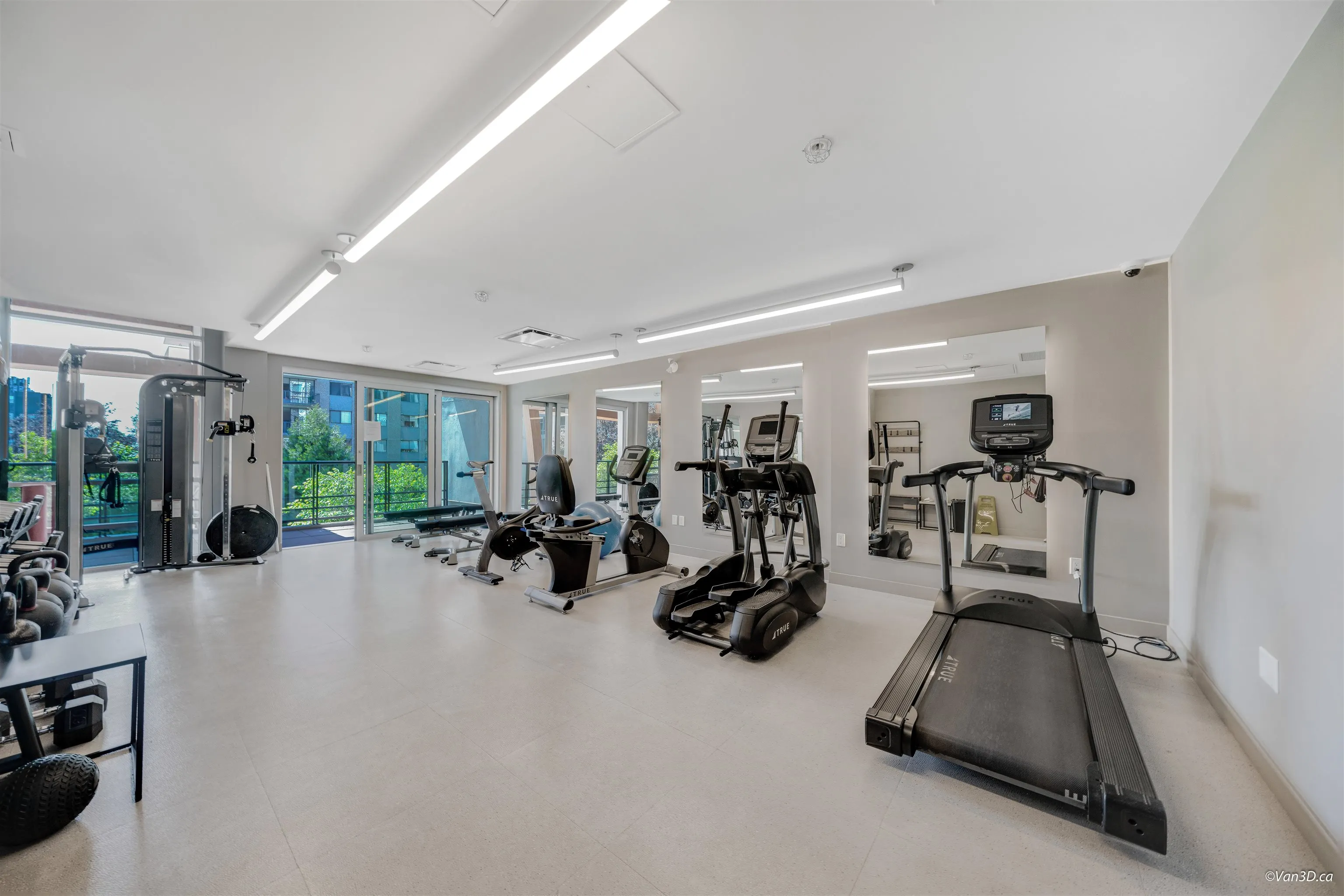 128 E 8th Street #207