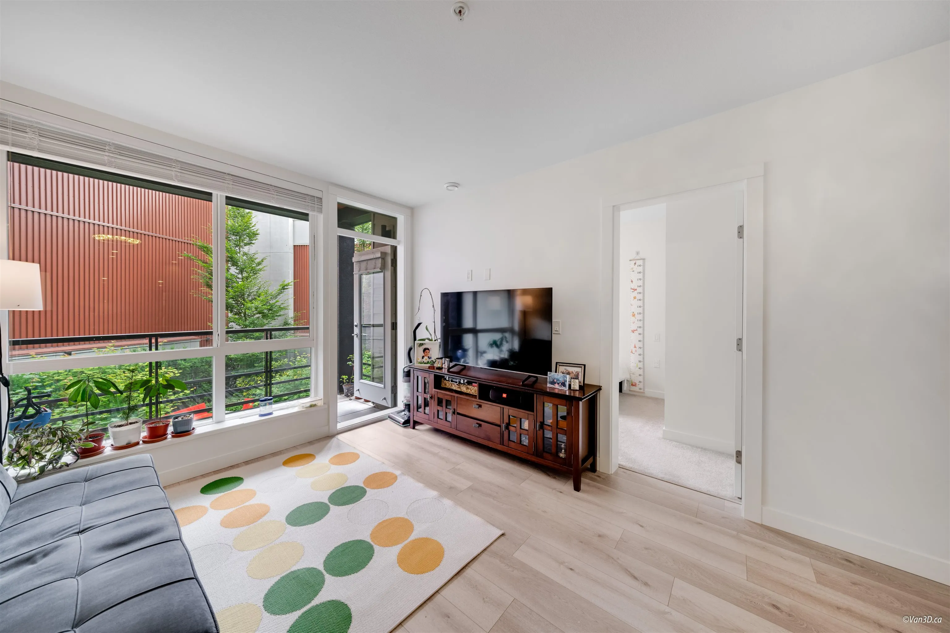 128 E 8th Street #207
