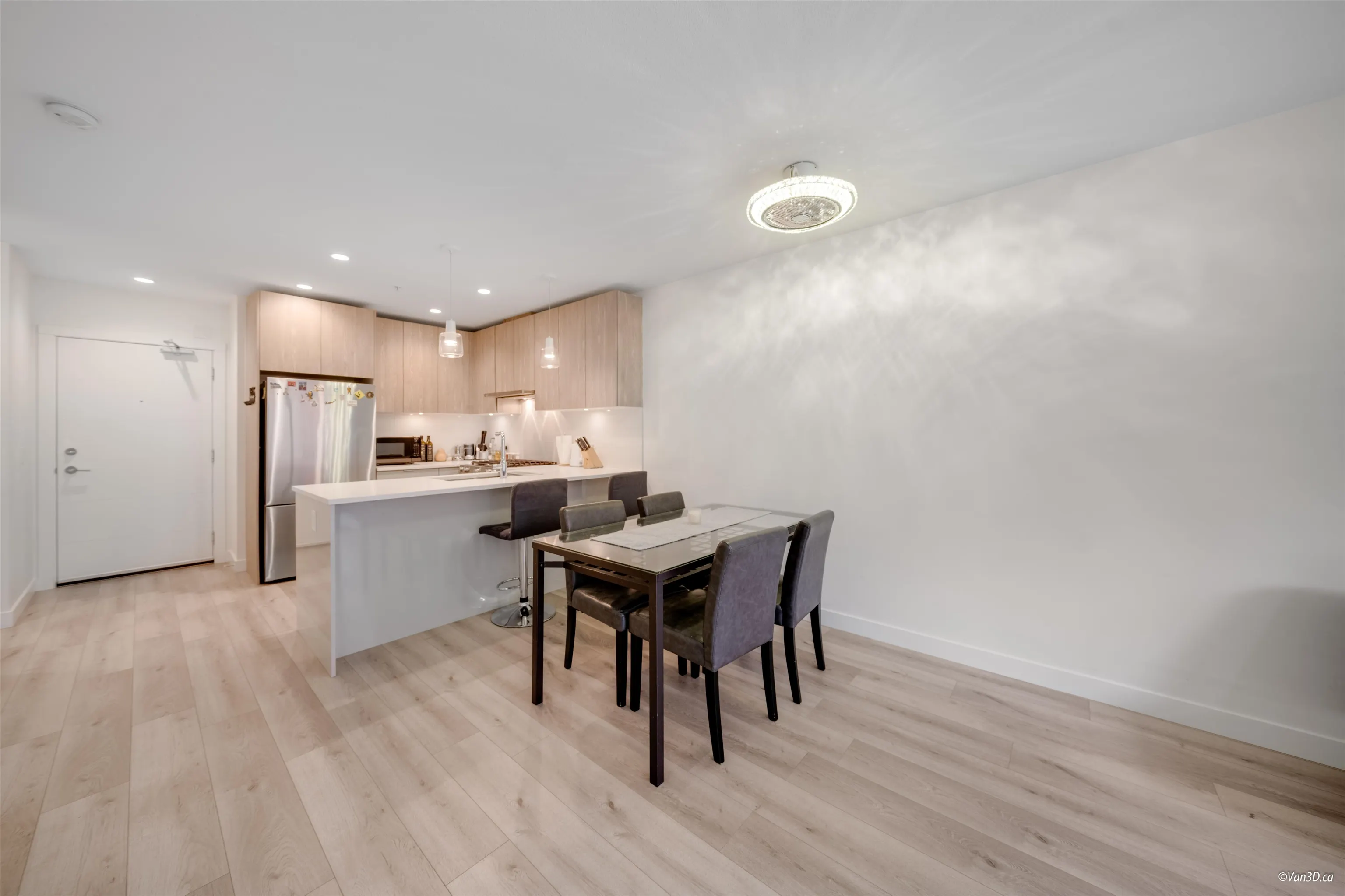 128 E 8th Street #207