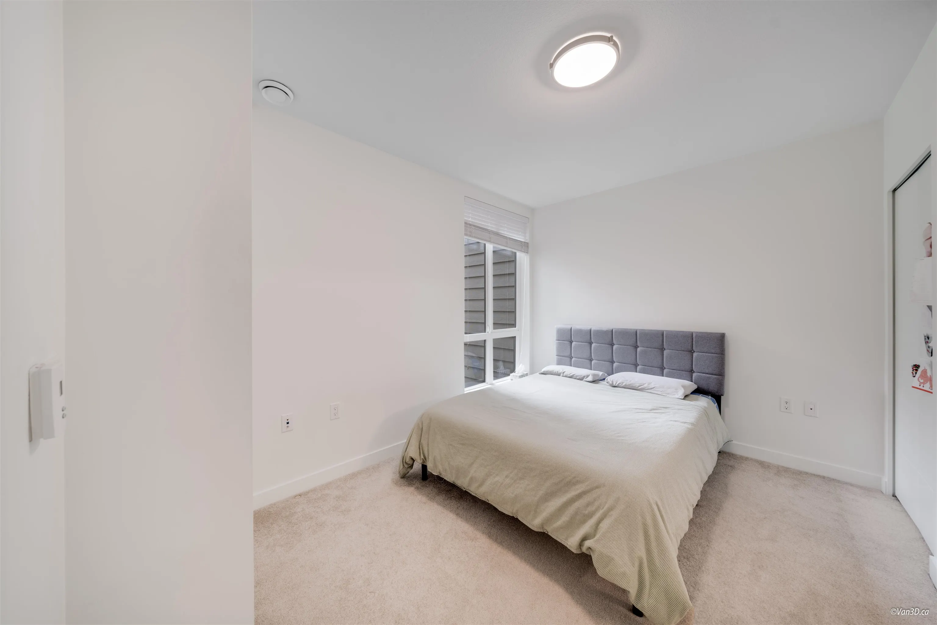 128 E 8th Street #207