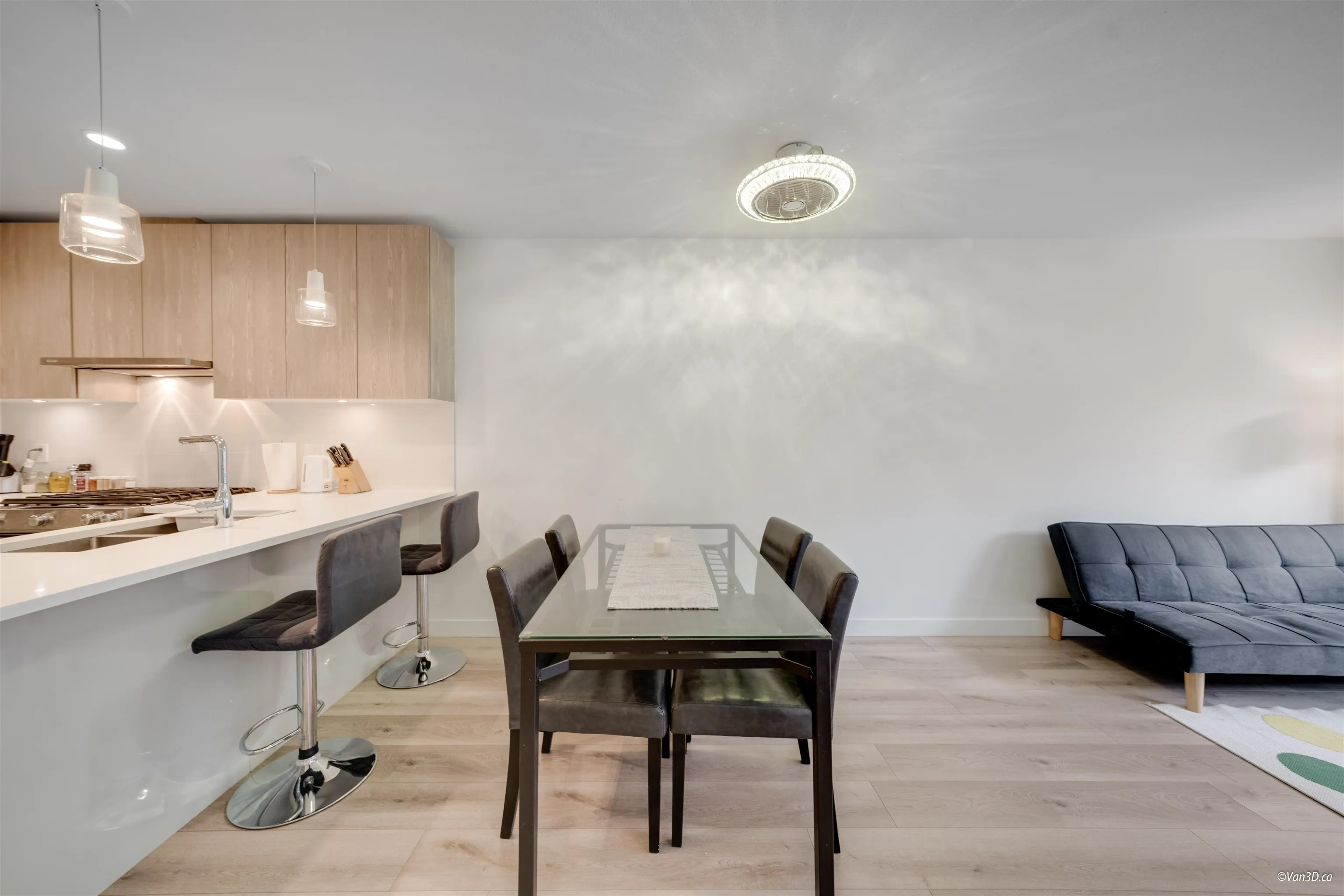 128 E 8th Street #207