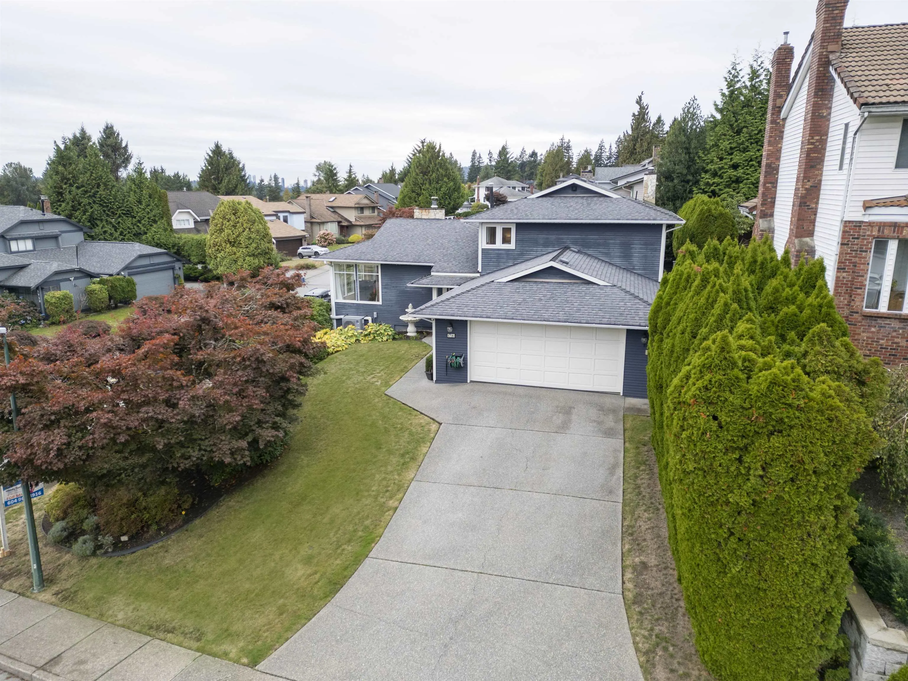 1316 Honeysuckle Lane