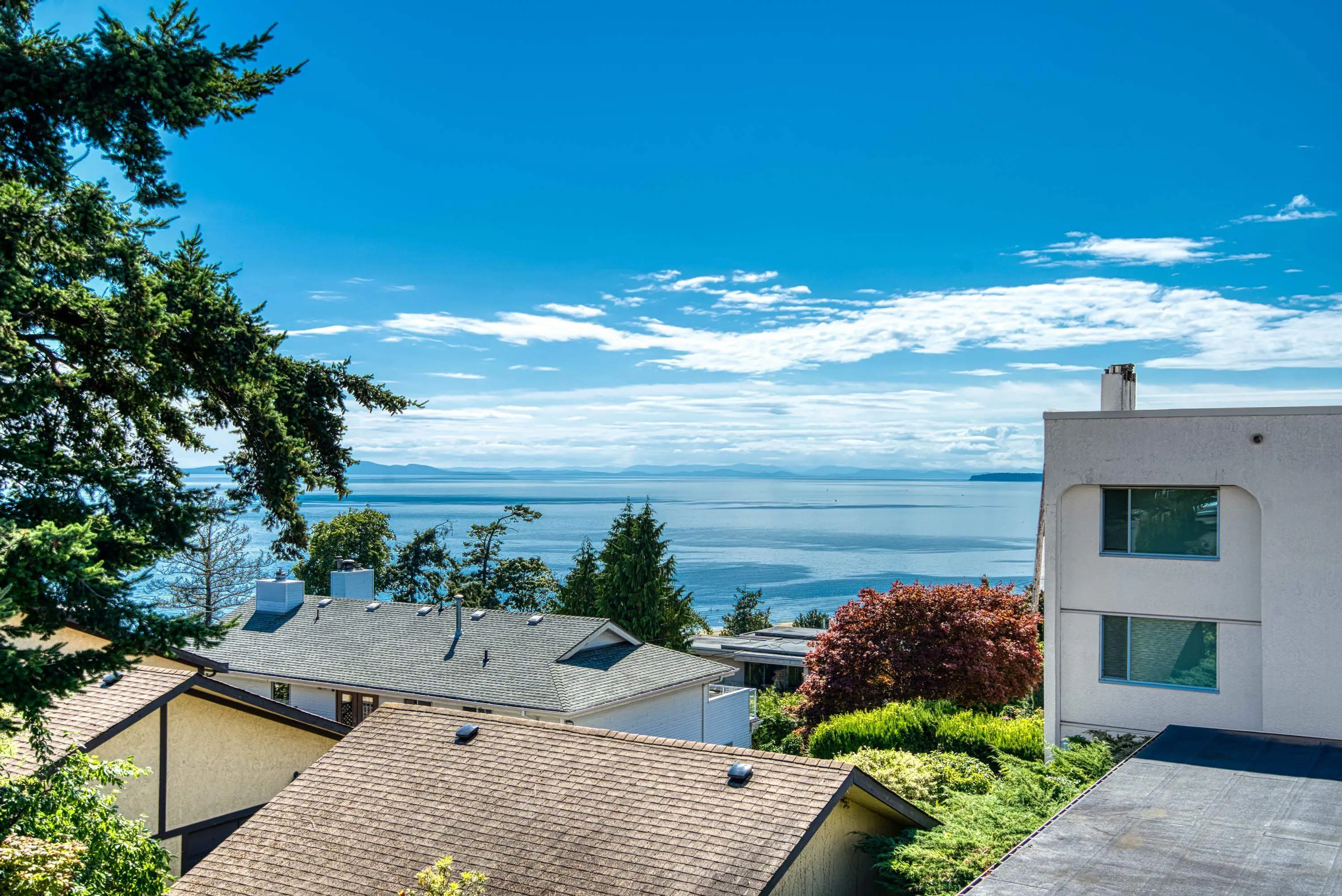15080 Prospect Avenue #206