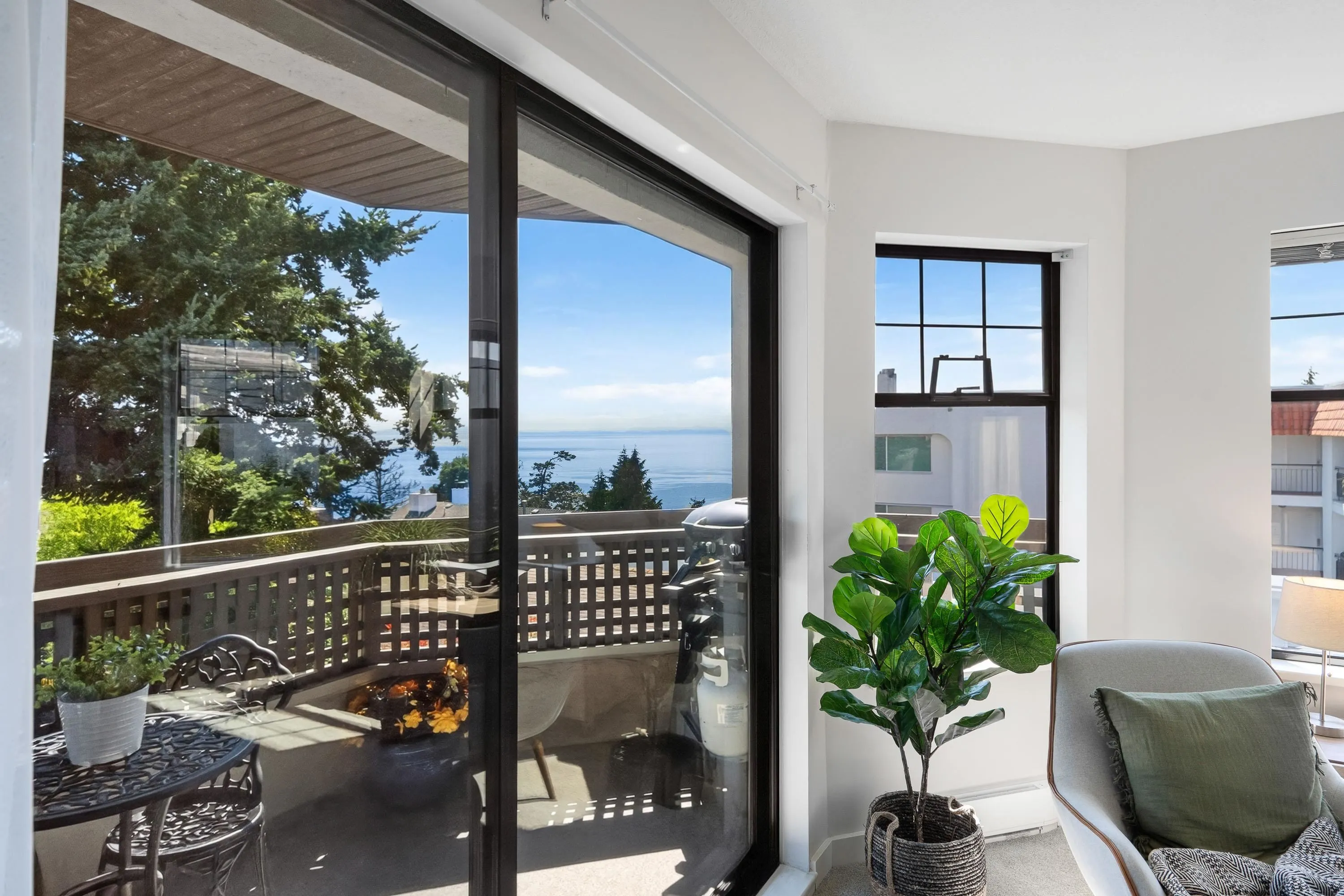 15080 Prospect Avenue #206